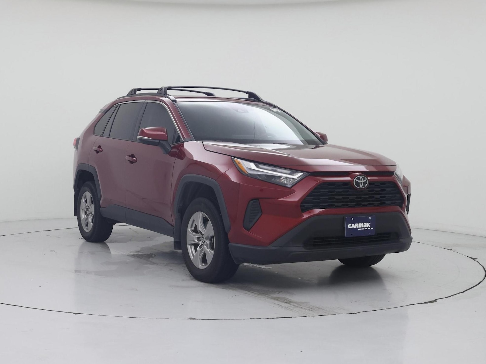 2024 Toyota RAV4 XLE - Photo 2