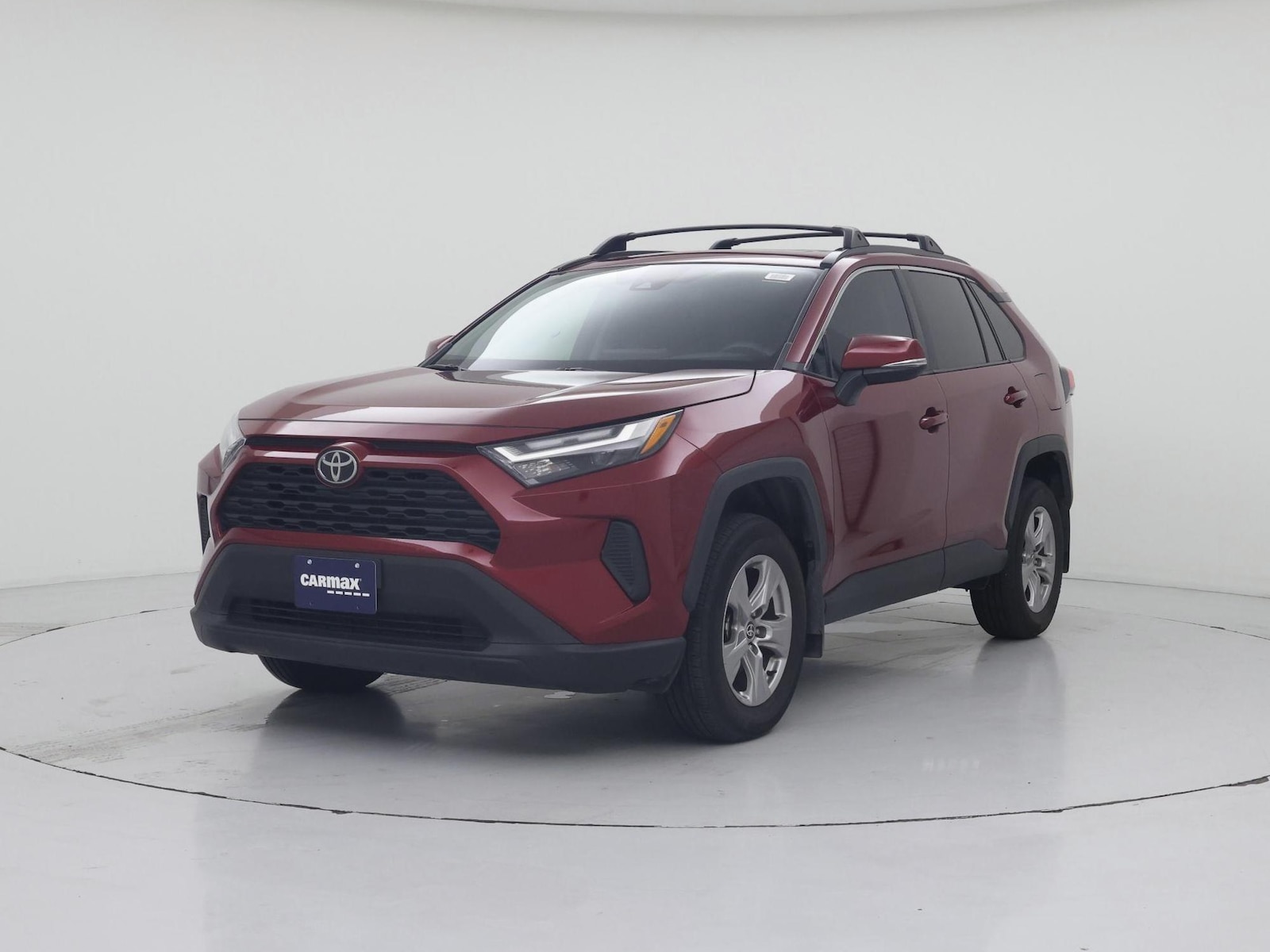 2024 Toyota RAV4 XLE - Photo 5