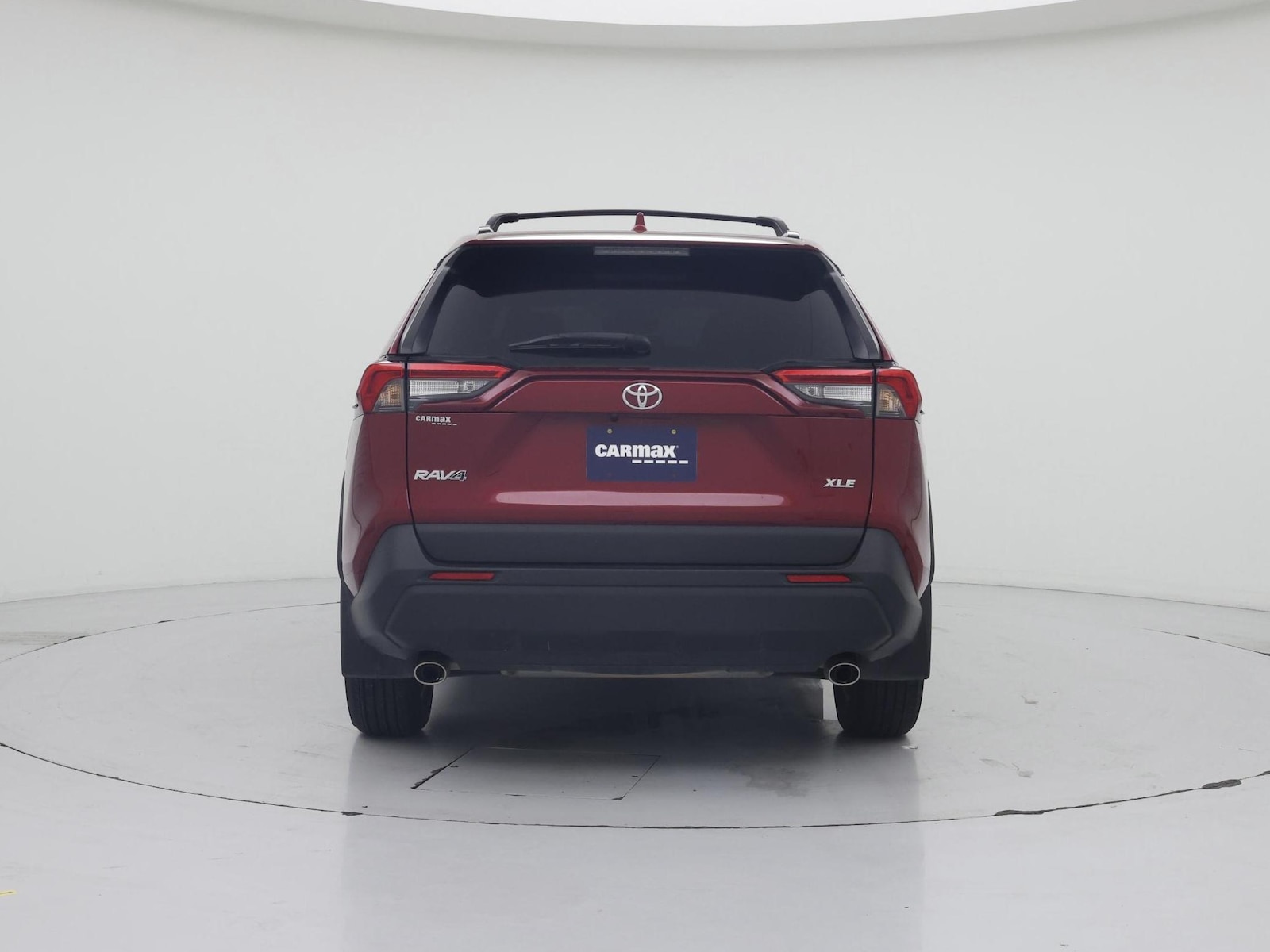 2024 Toyota RAV4 XLE - Photo 7