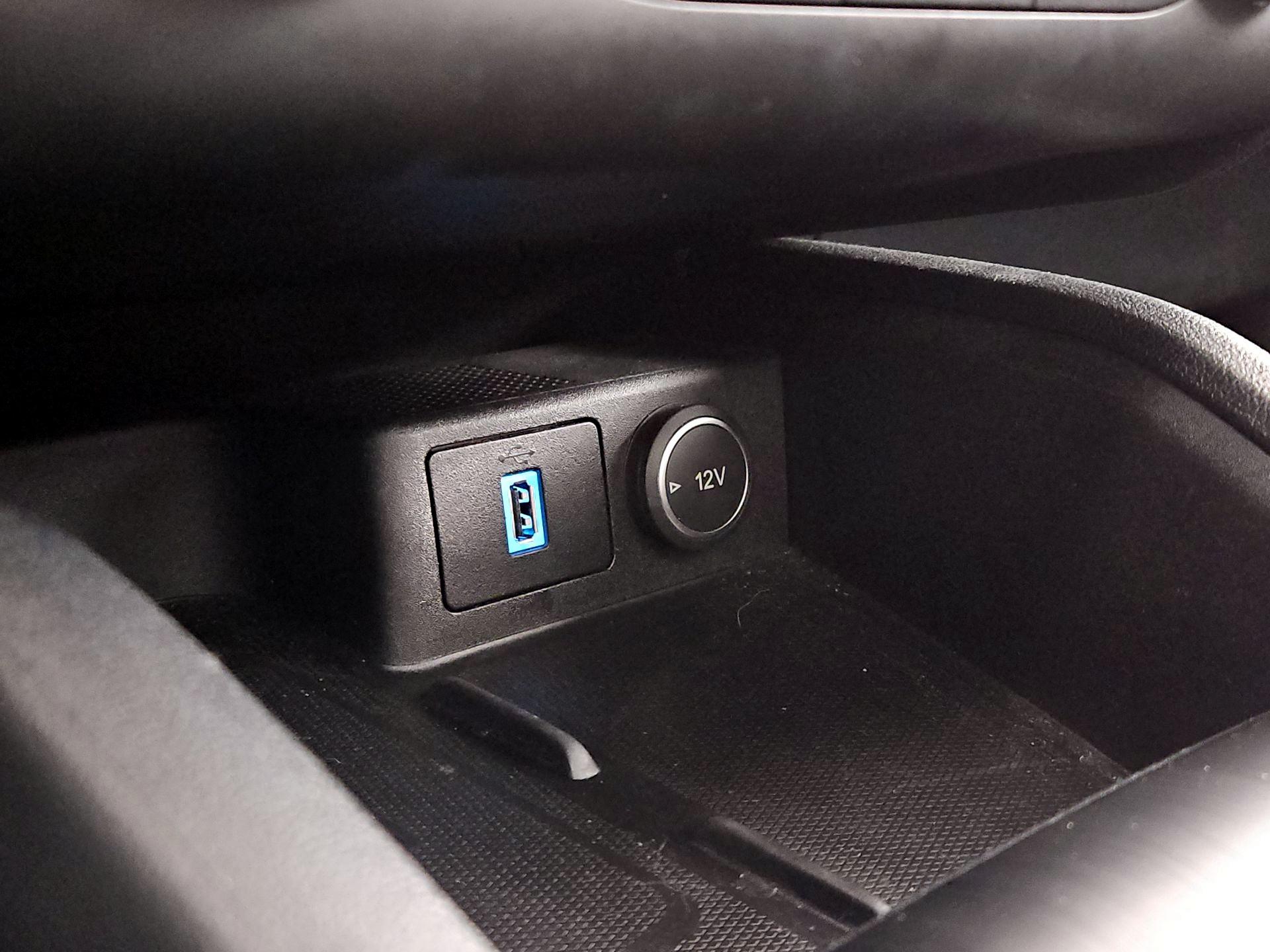 Thumbnail: 2020 Ford Escape - 19