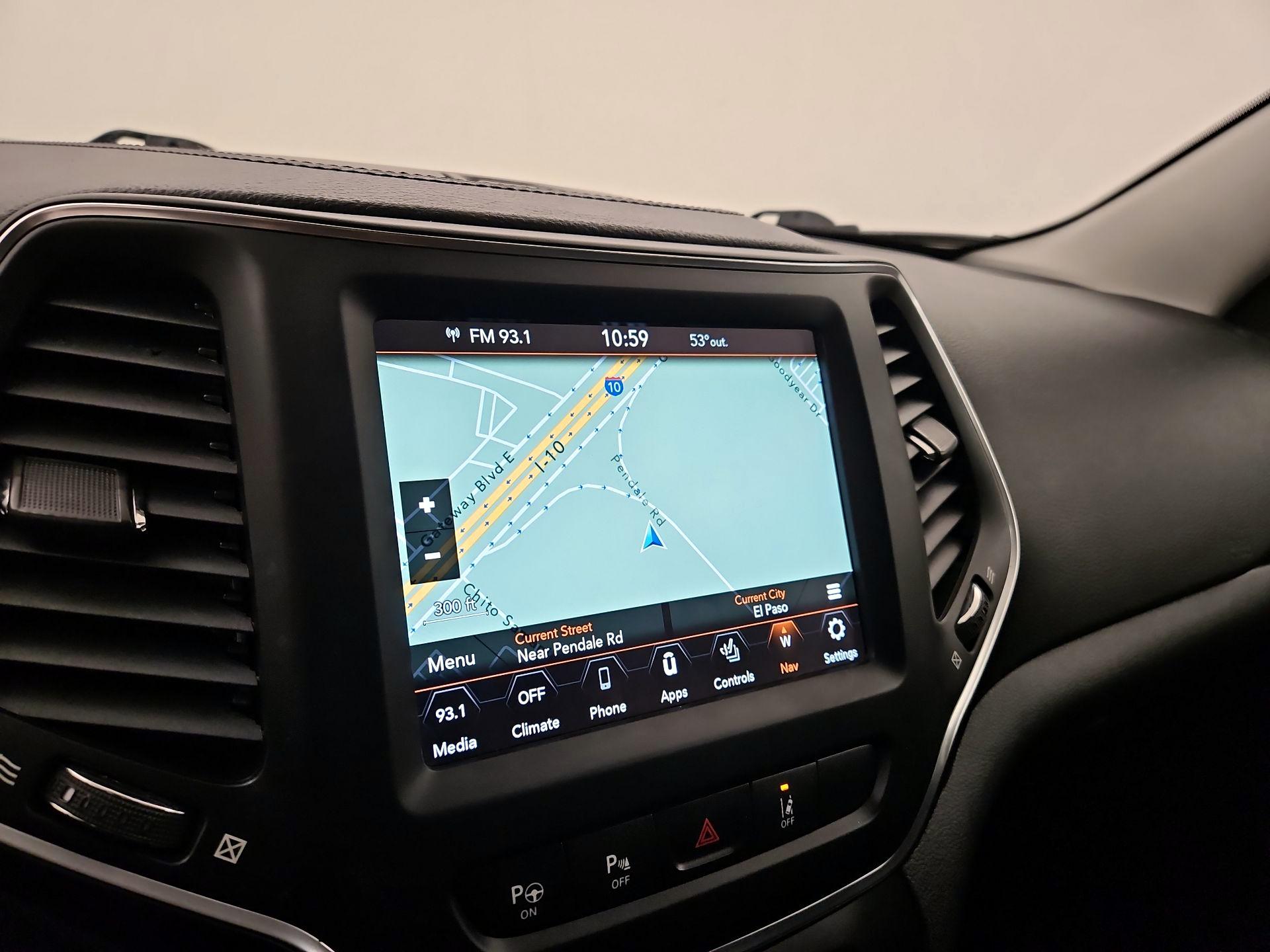 Thumbnail: 2023 Jeep Cherokee - 14