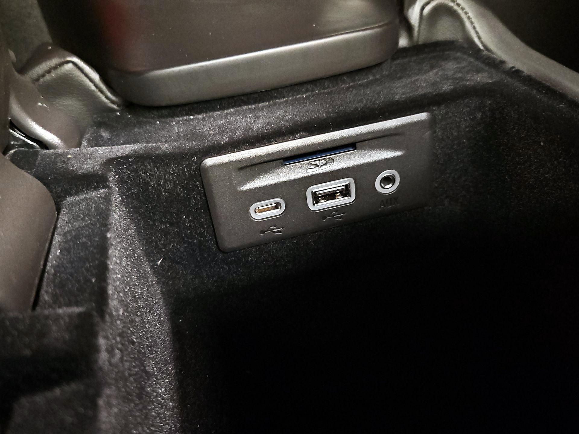 Thumbnail: 2021 Chevrolet Corvette - 18