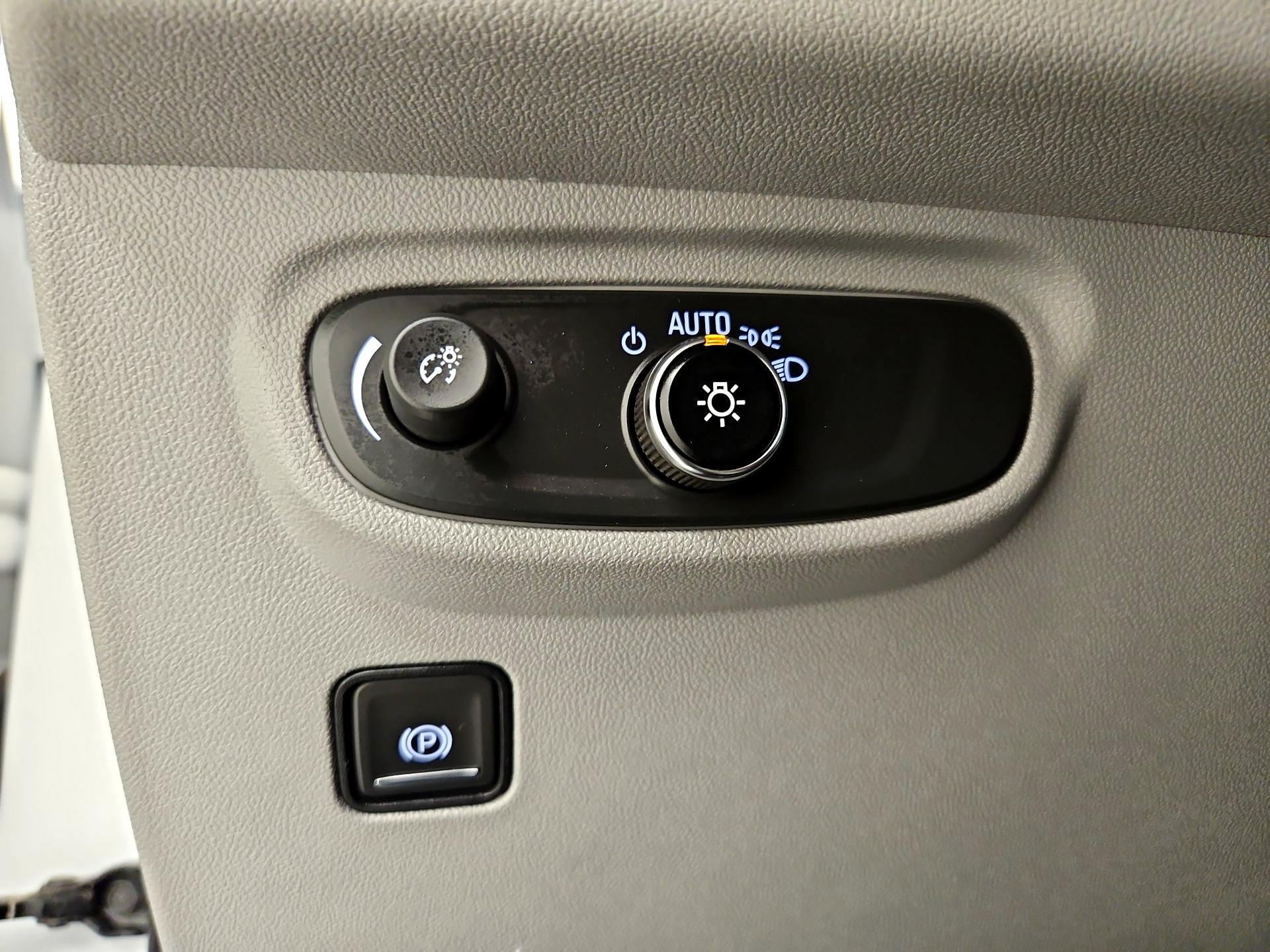 Thumbnail: 2023 GMC Terrain - 13