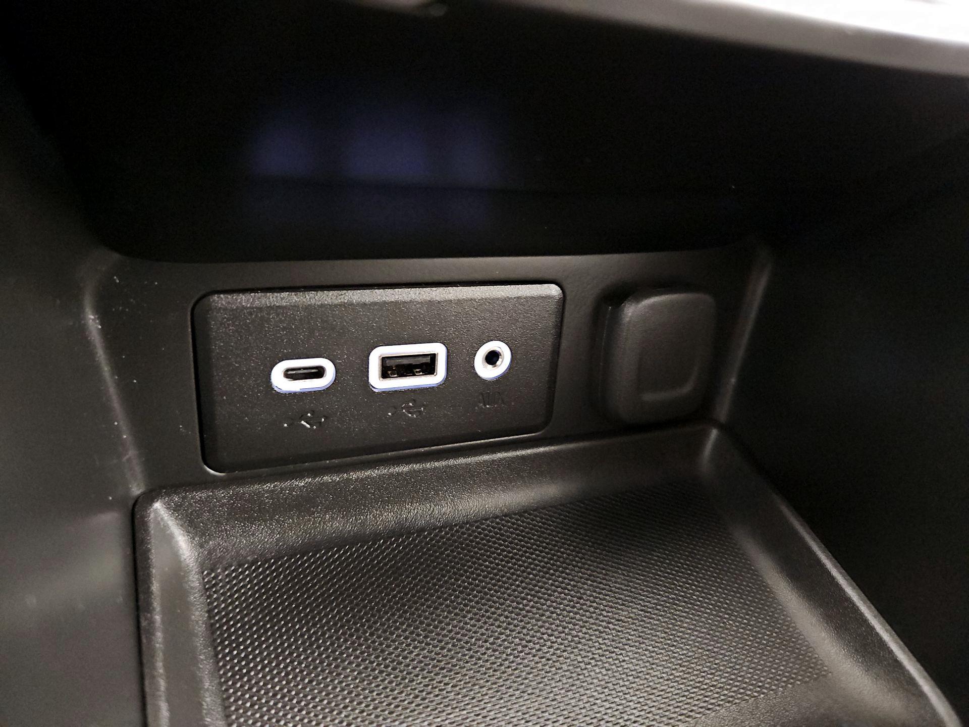 Thumbnail: 2023 GMC Terrain - 18