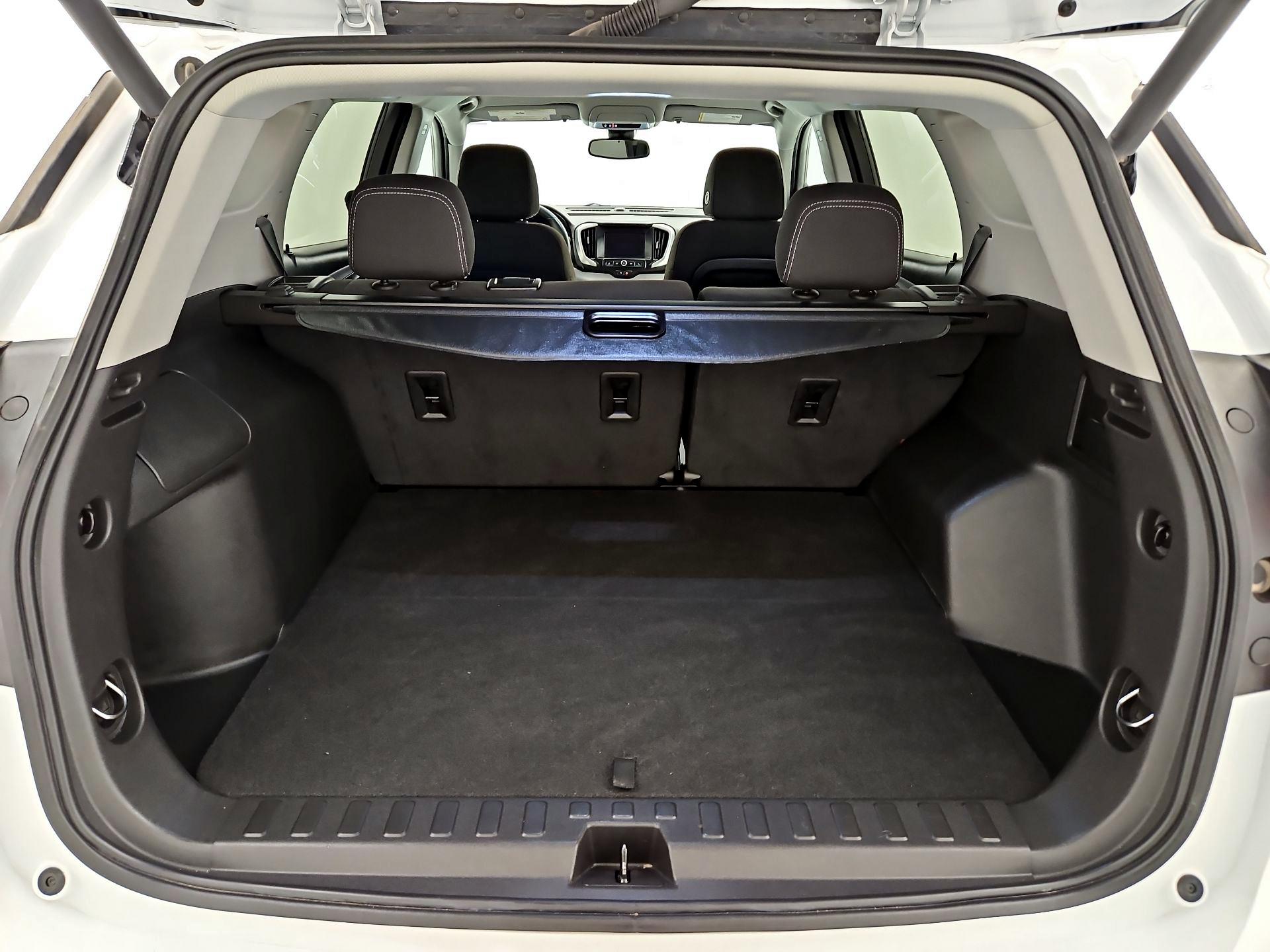 Thumbnail: 2023 GMC Terrain - 20