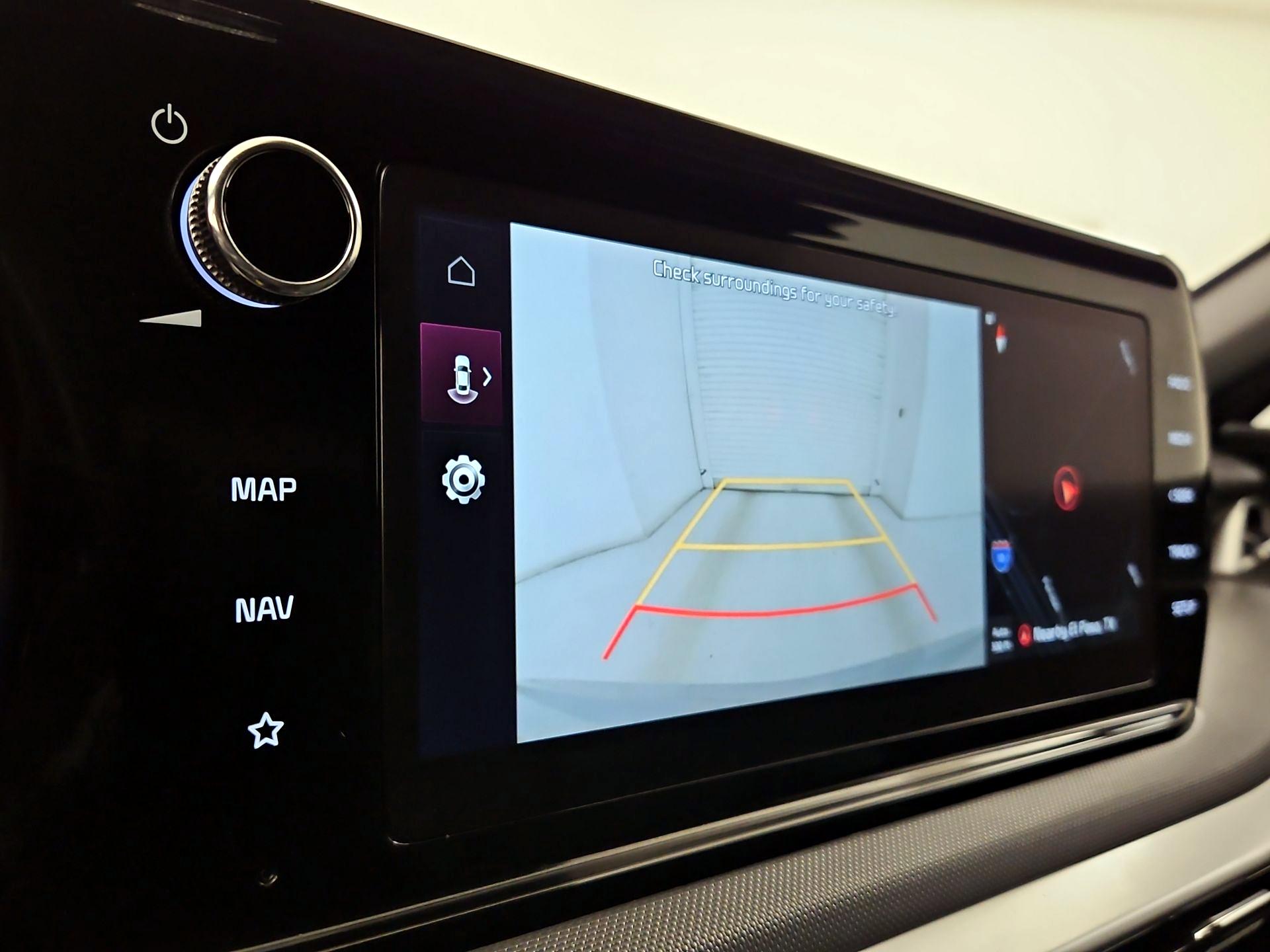 Thumbnail: 2023 Kia K5 - 15