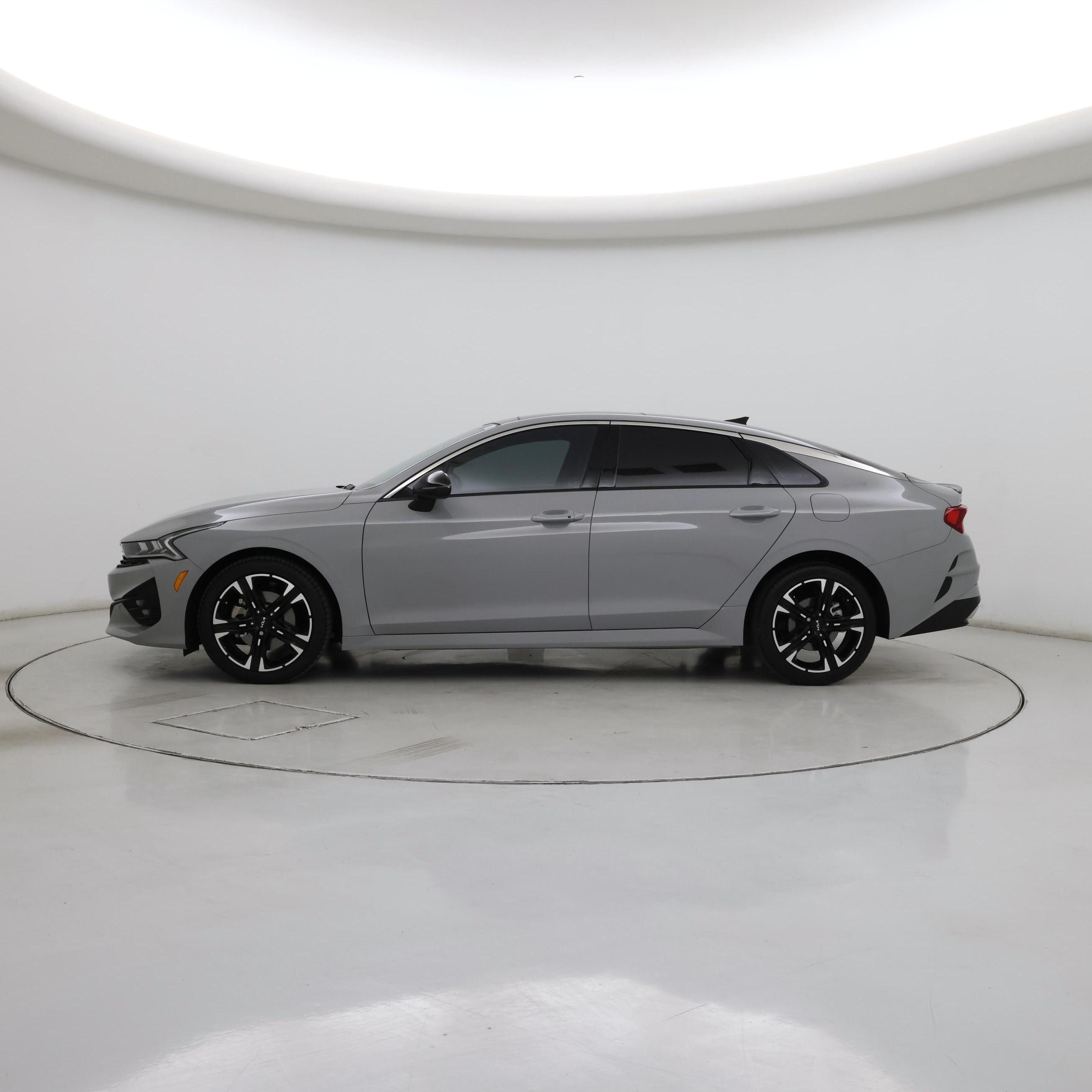 Thumbnail: 2023 Kia K5 - 3