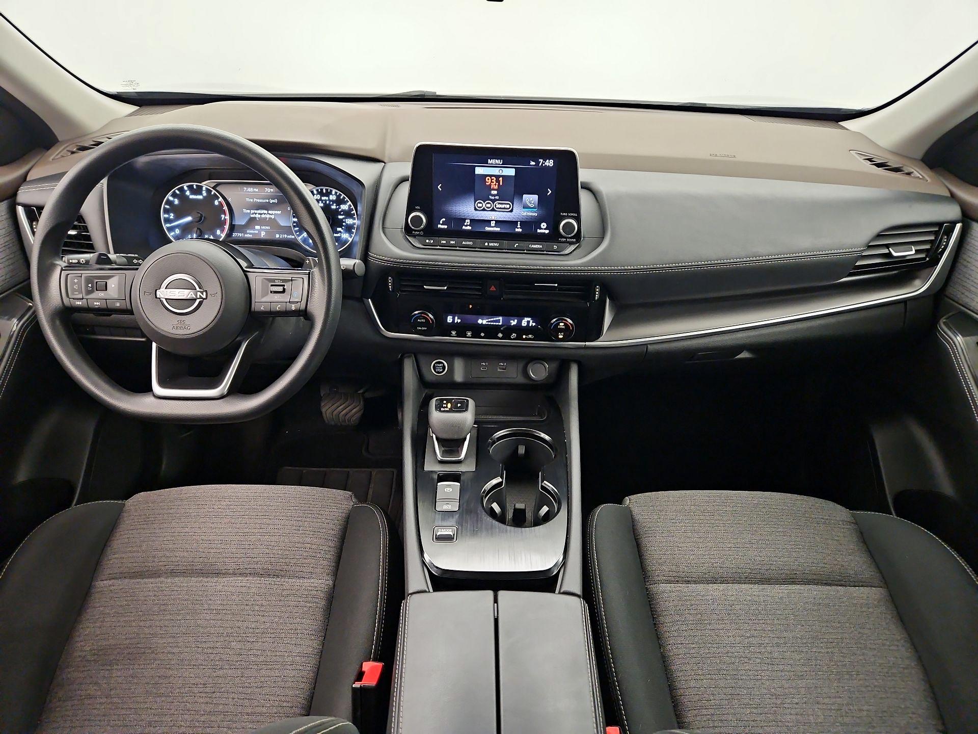 Thumbnail: 2022 Nissan Rogue - 9