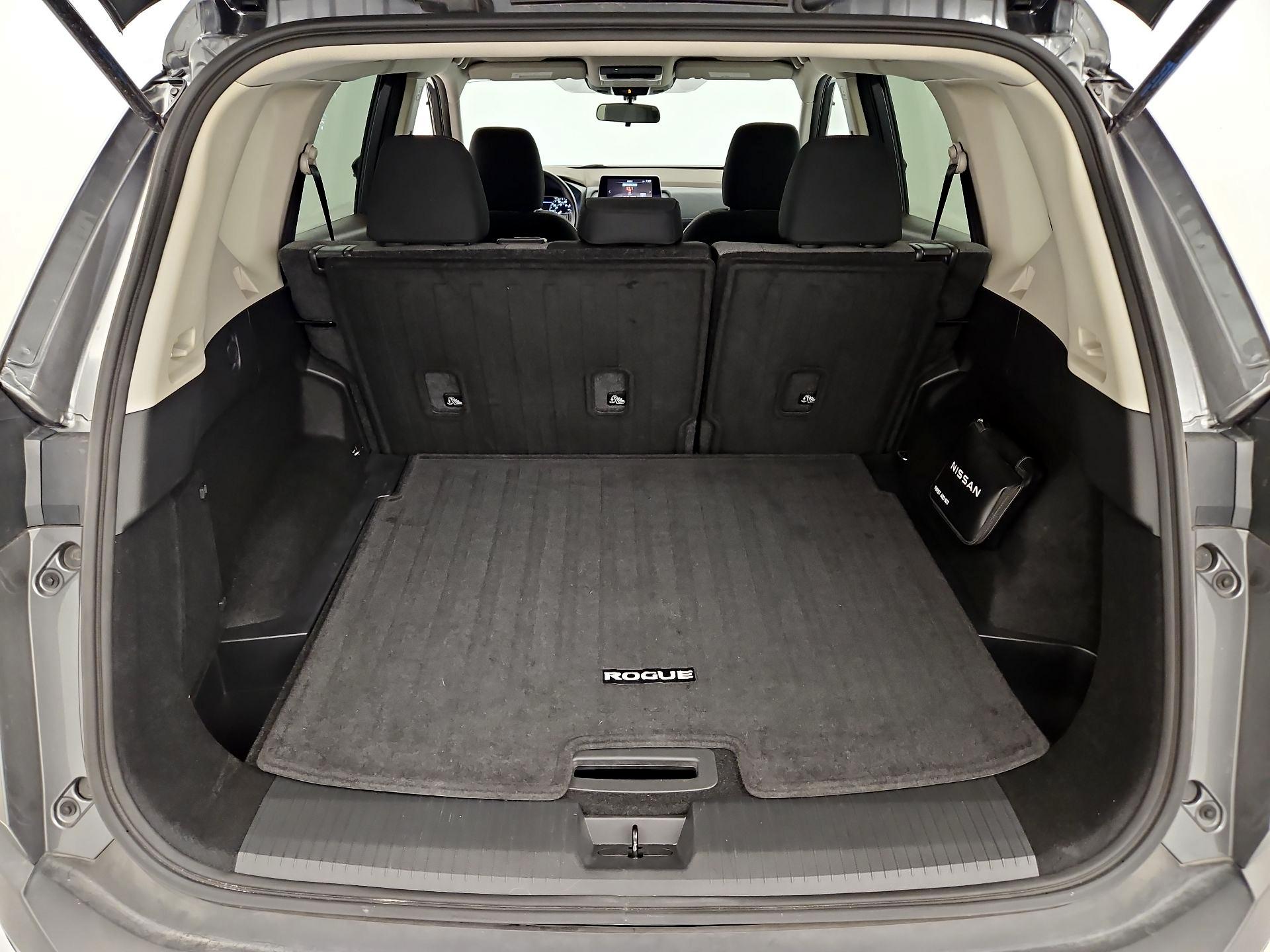 Thumbnail: 2022 Nissan Rogue - 20