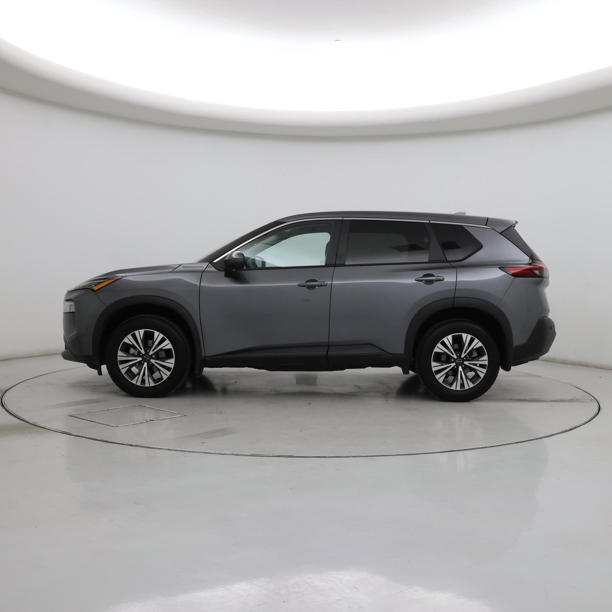 Thumbnail: 2022 Nissan Rogue - 3