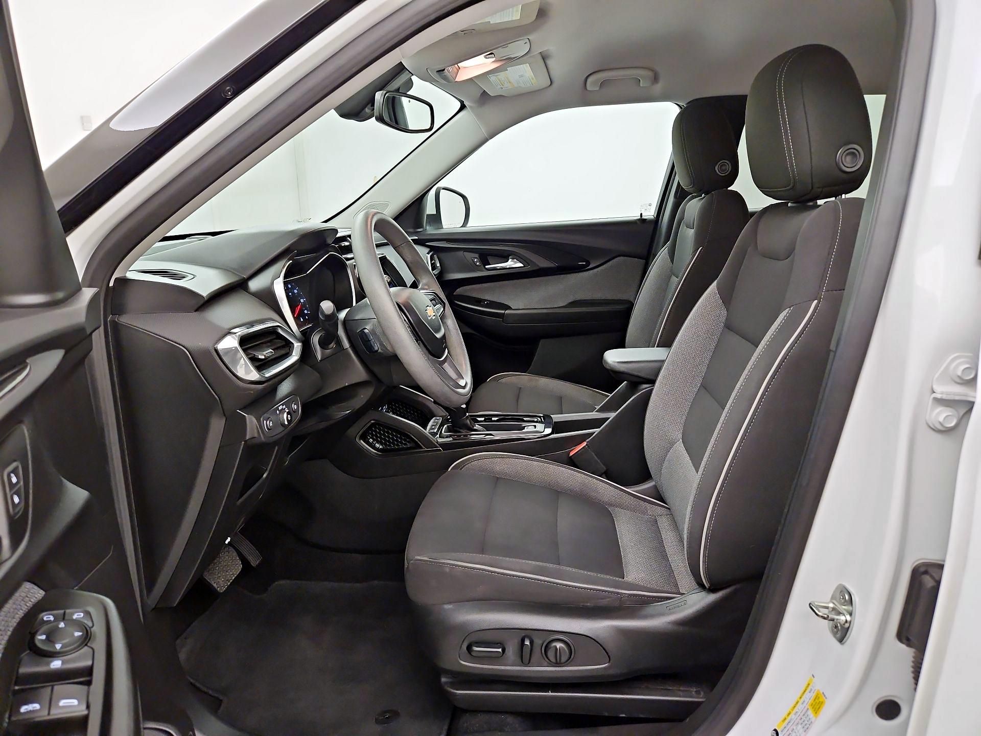 Thumbnail: 2021 Chevrolet TrailBlazer - 11