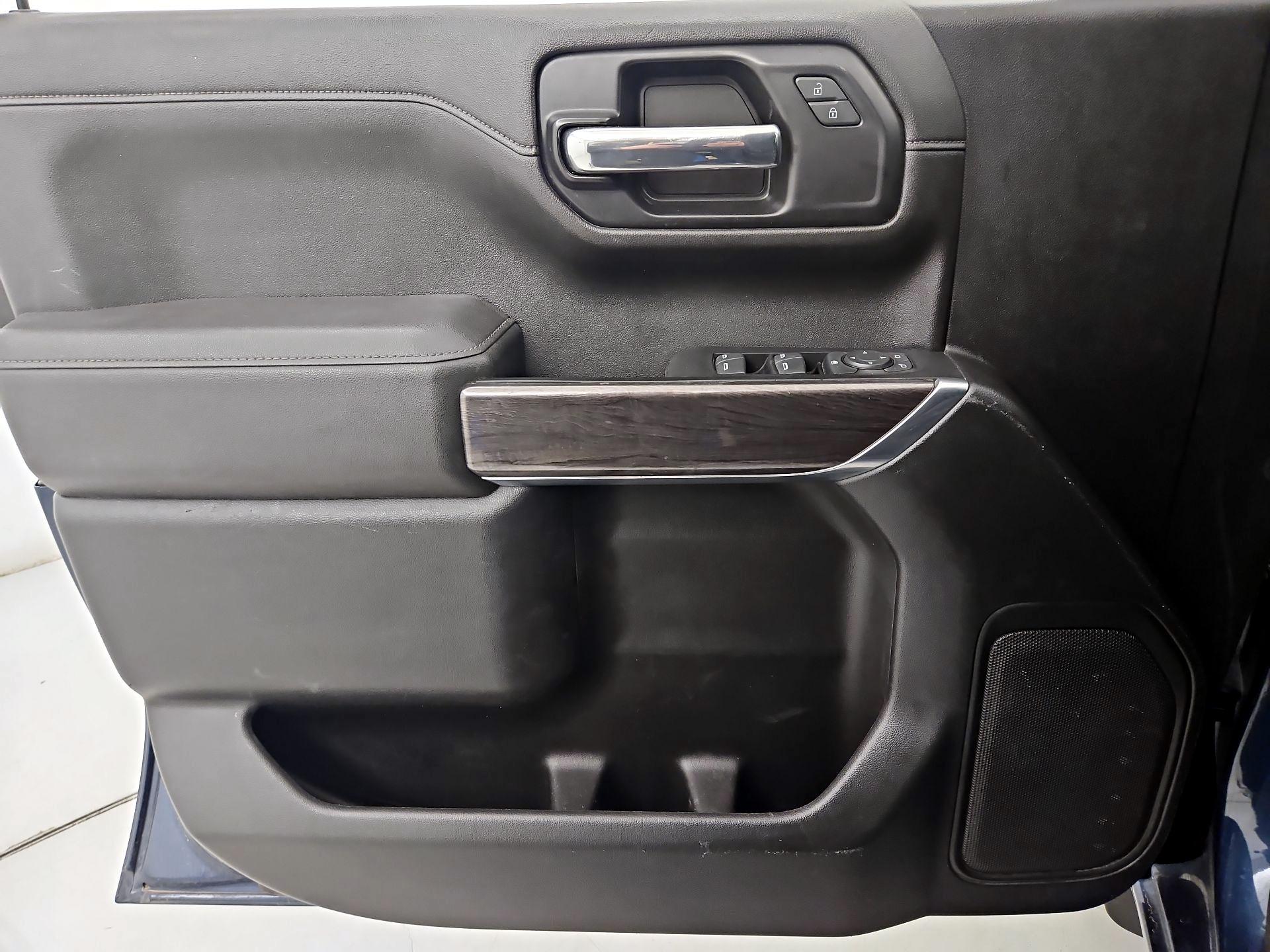 Thumbnail: 2022 Chevrolet Silverado 1500 - 12