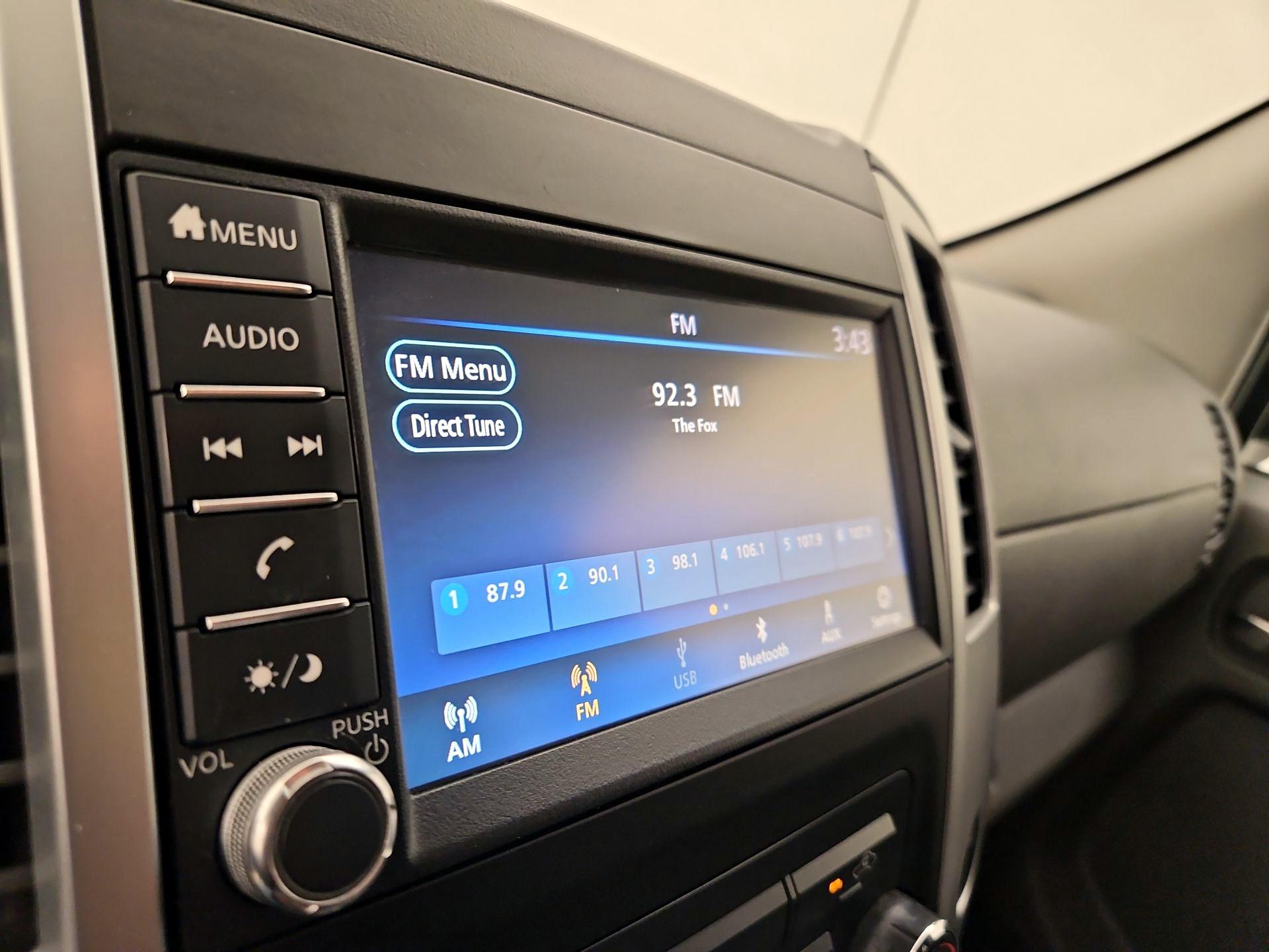 Thumbnail: 2019 Nissan Frontier - 15