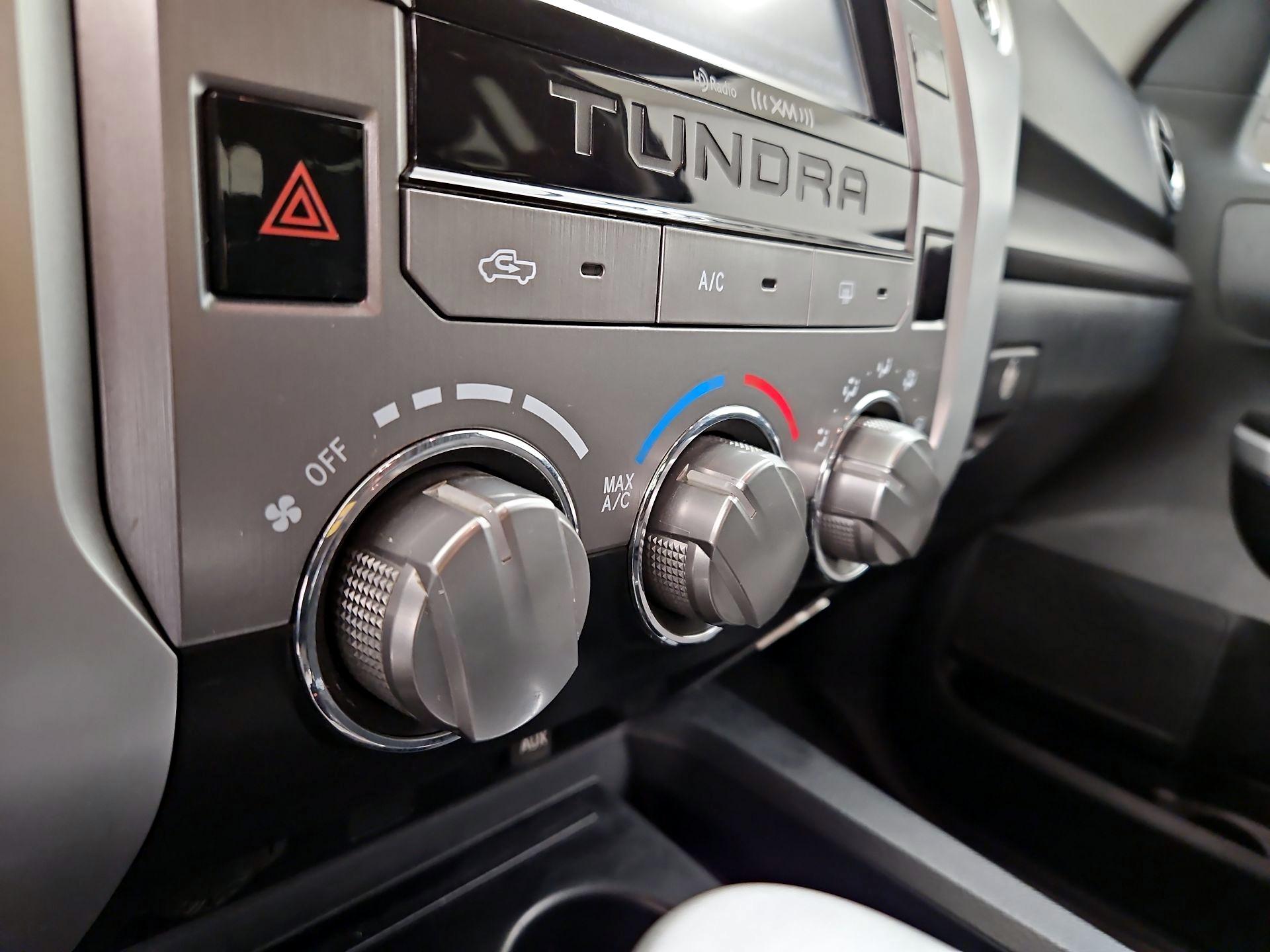 Thumbnail: 2019 Toyota Tundra - 17