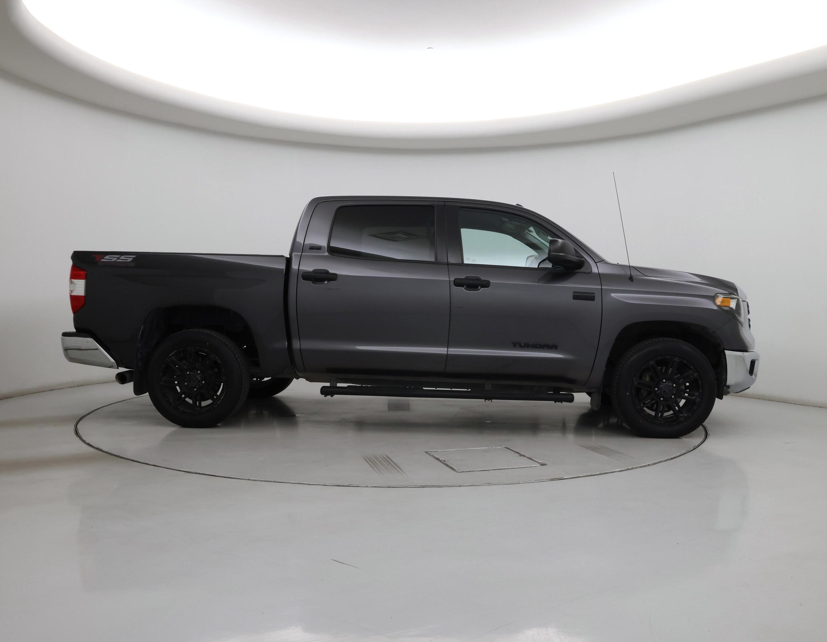 Thumbnail: 2019 Toyota Tundra - 7