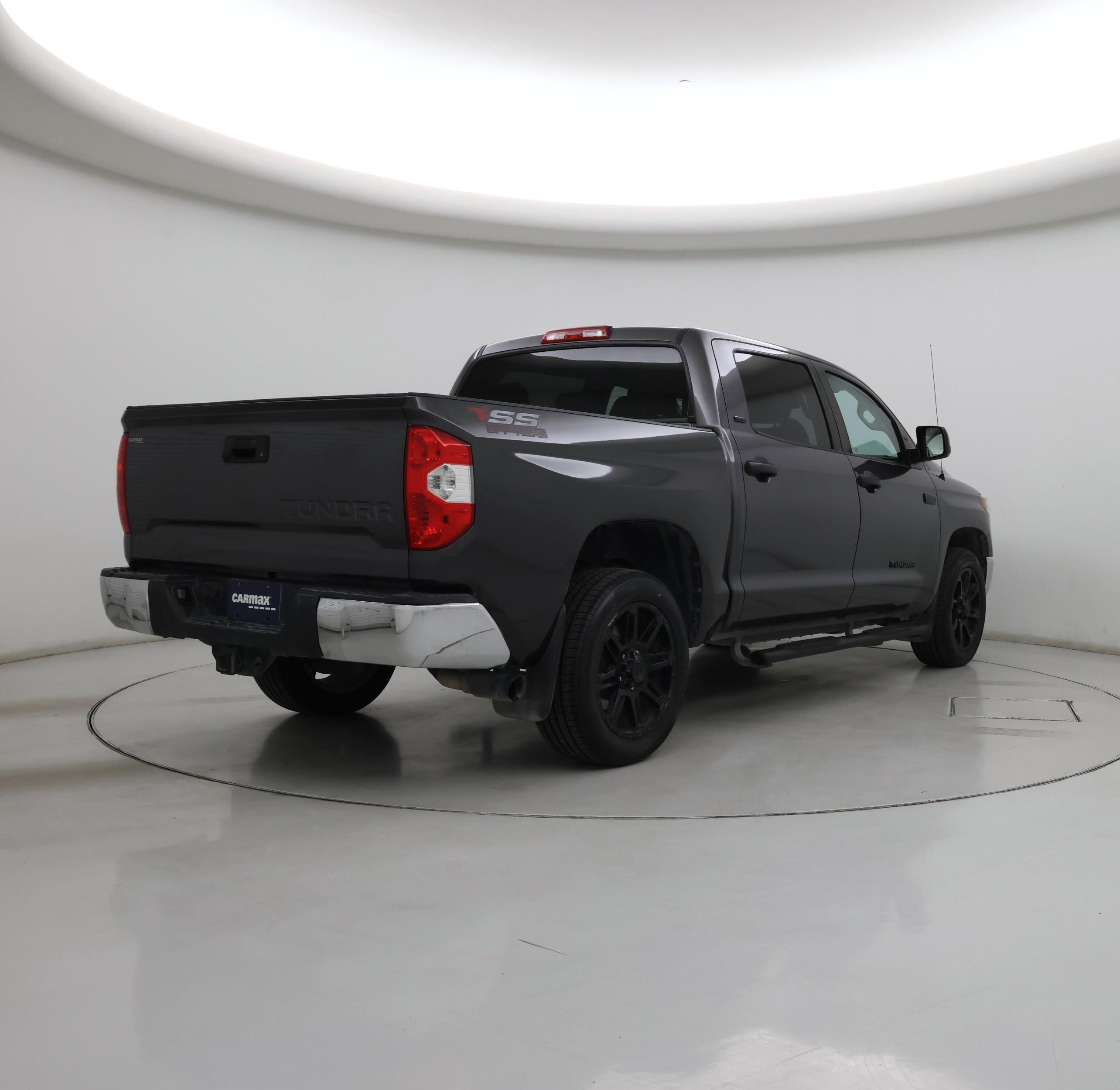 Thumbnail: 2019 Toyota Tundra - 8