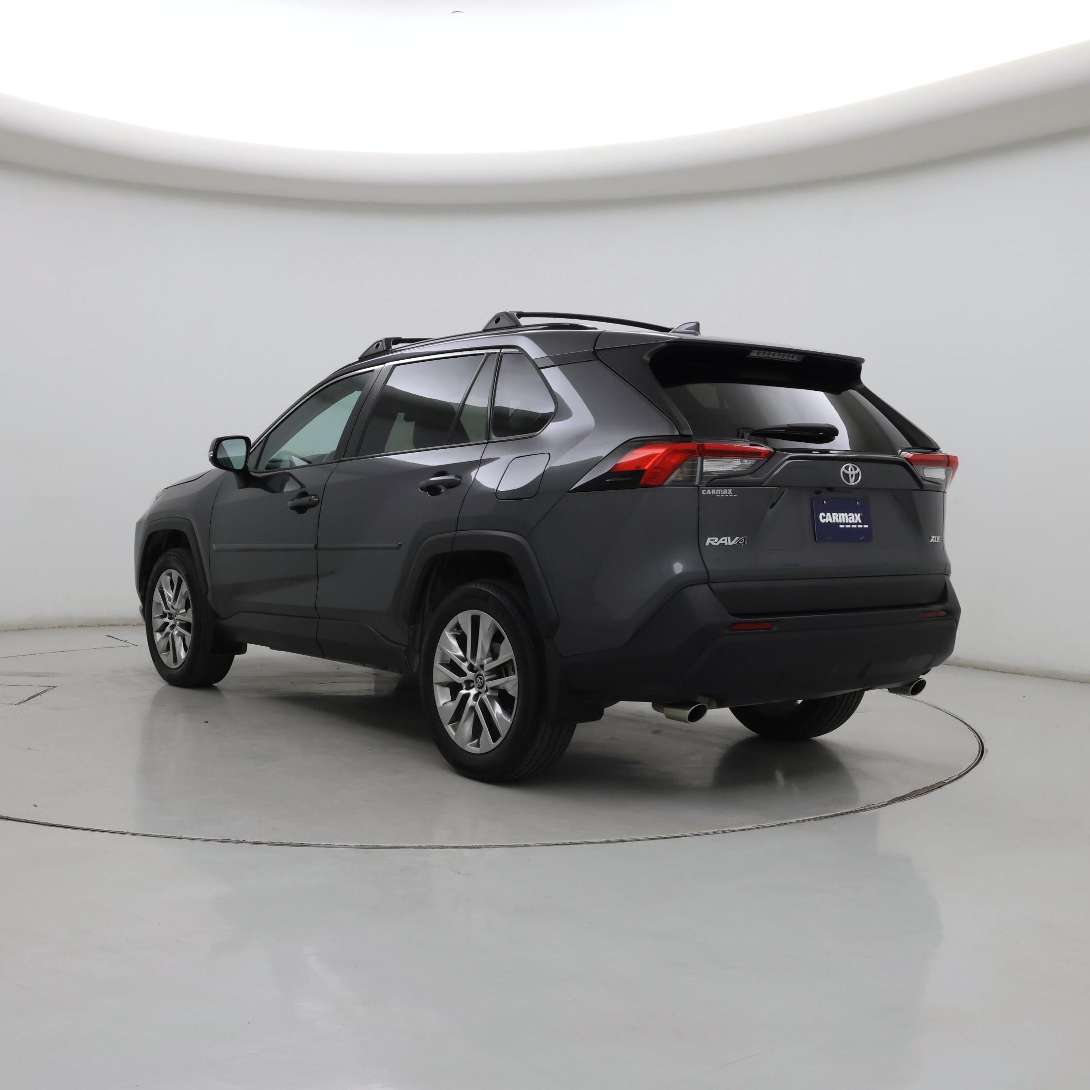Thumbnail: 2021 Toyota RAV4 - 2