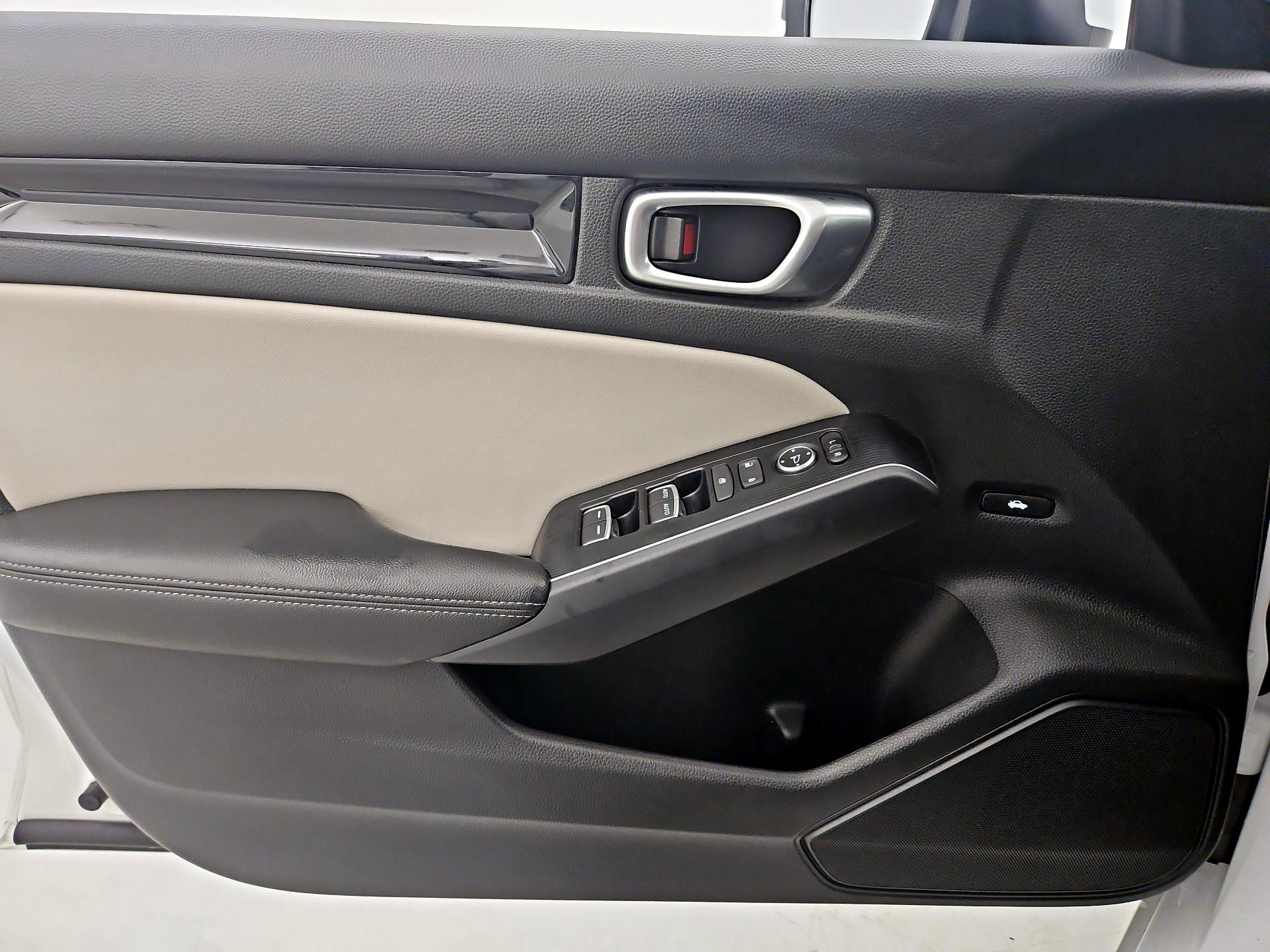 Thumbnail: 2024 Honda Civic - 12