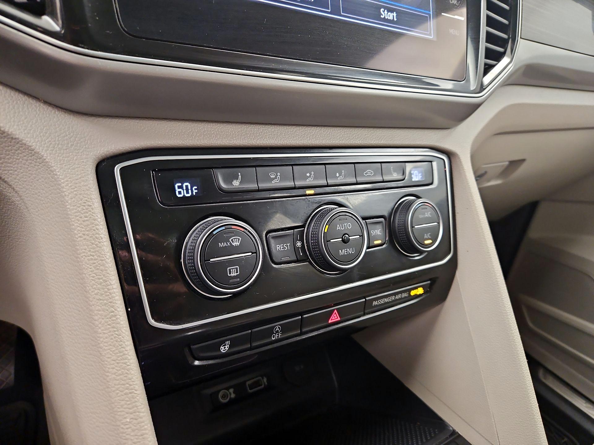 Thumbnail: 2019 Volkswagen Atlas - 17