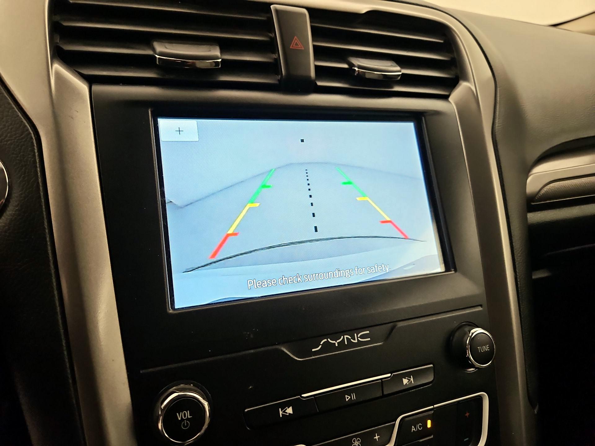 Thumbnail: 2020 Ford Fusion - 15