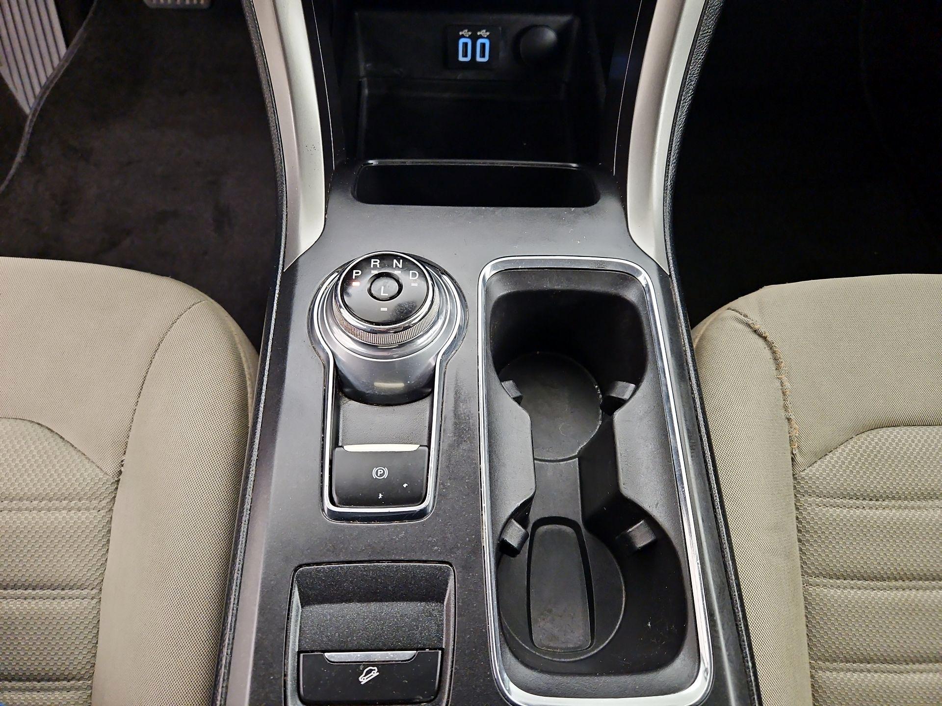 Thumbnail: 2020 Ford Fusion - 18