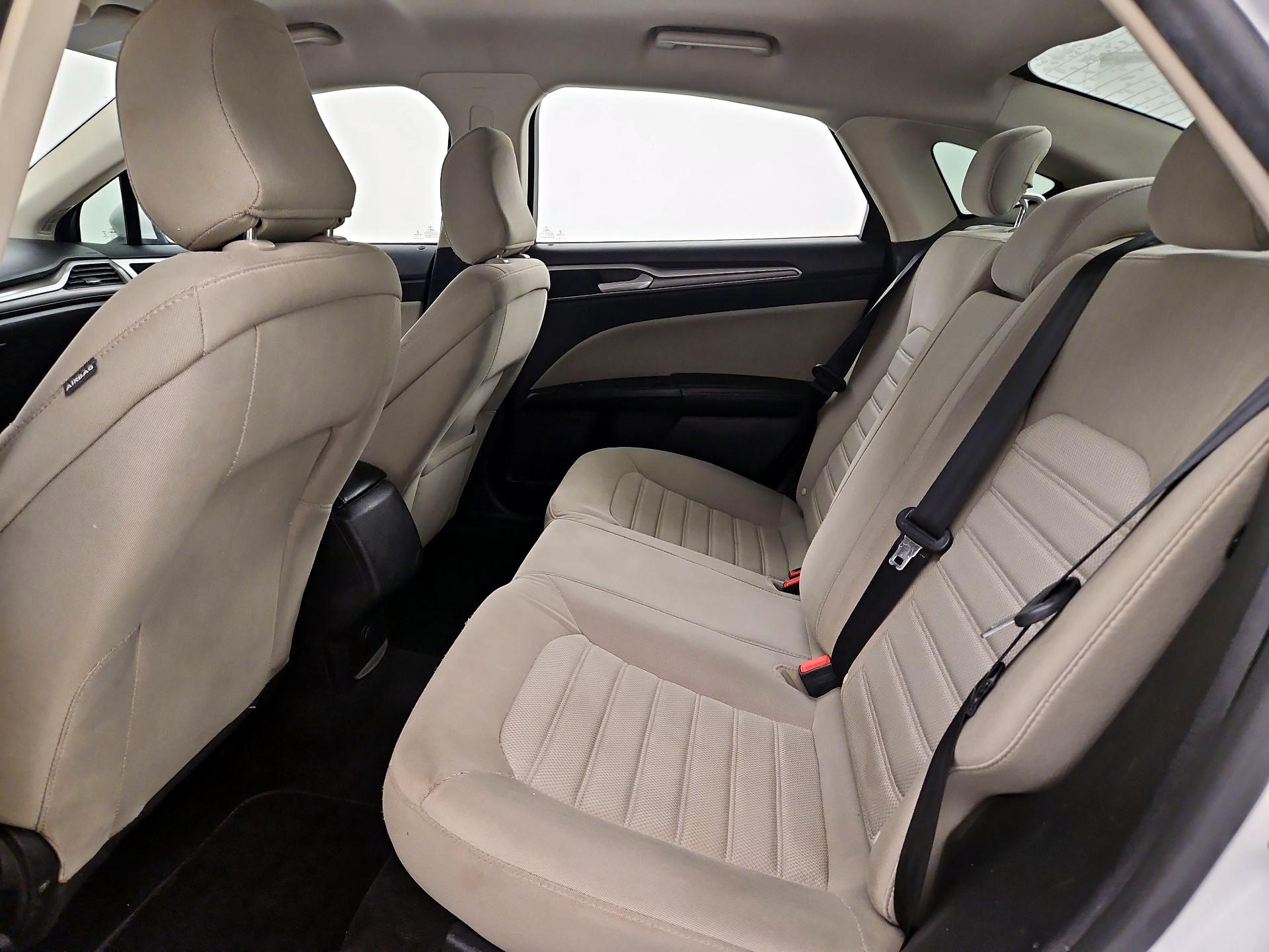 Thumbnail: 2020 Ford Fusion - 20