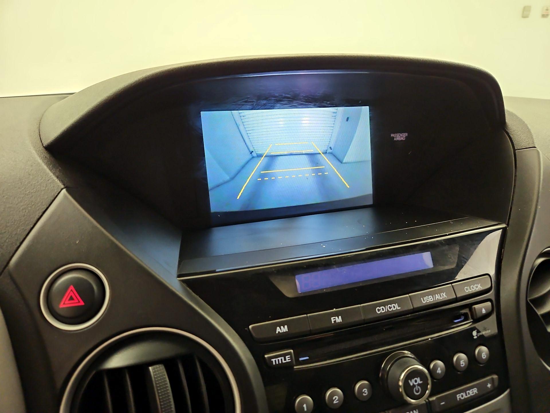 Thumbnail: 2015 Honda Pilot - 14