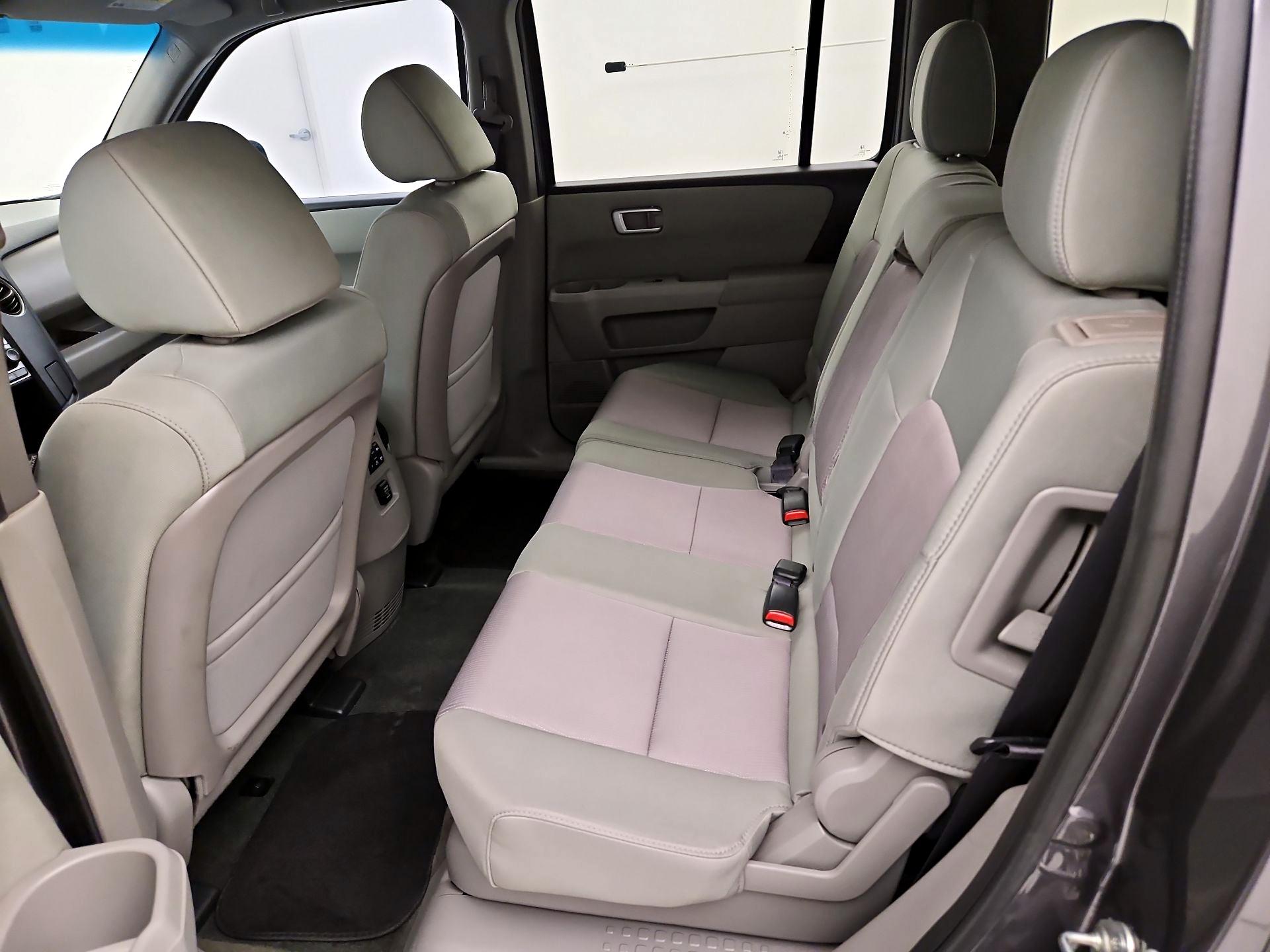 Thumbnail: 2015 Honda Pilot - 19