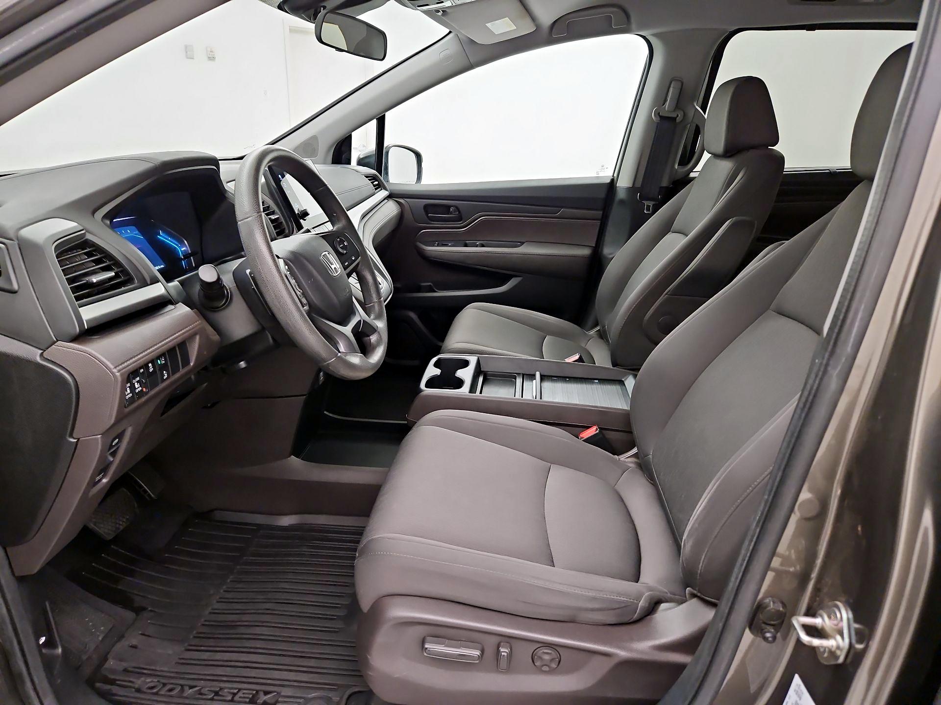 Thumbnail: 2019 Honda Odyssey - 11