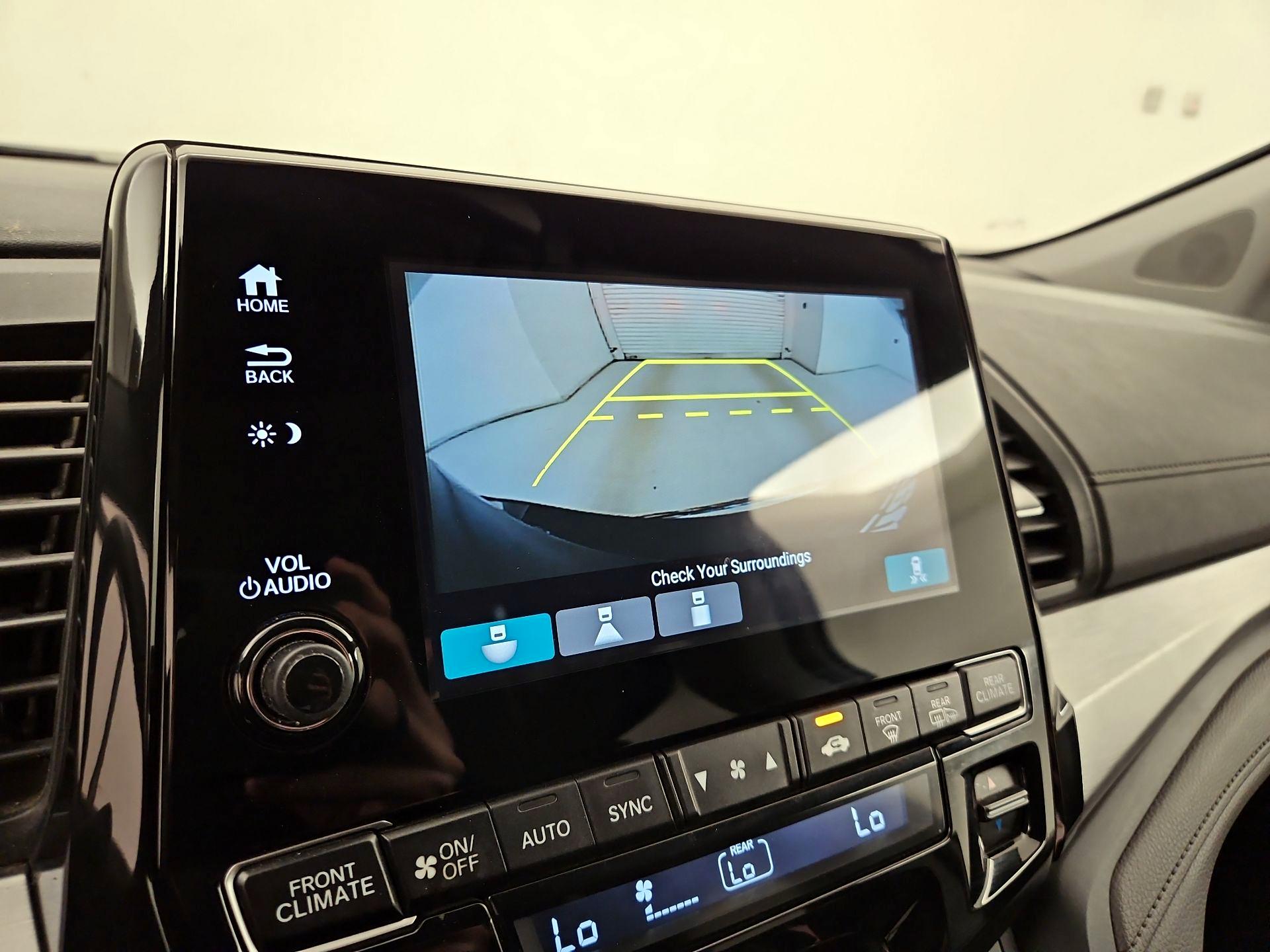 Thumbnail: 2019 Honda Odyssey - 14