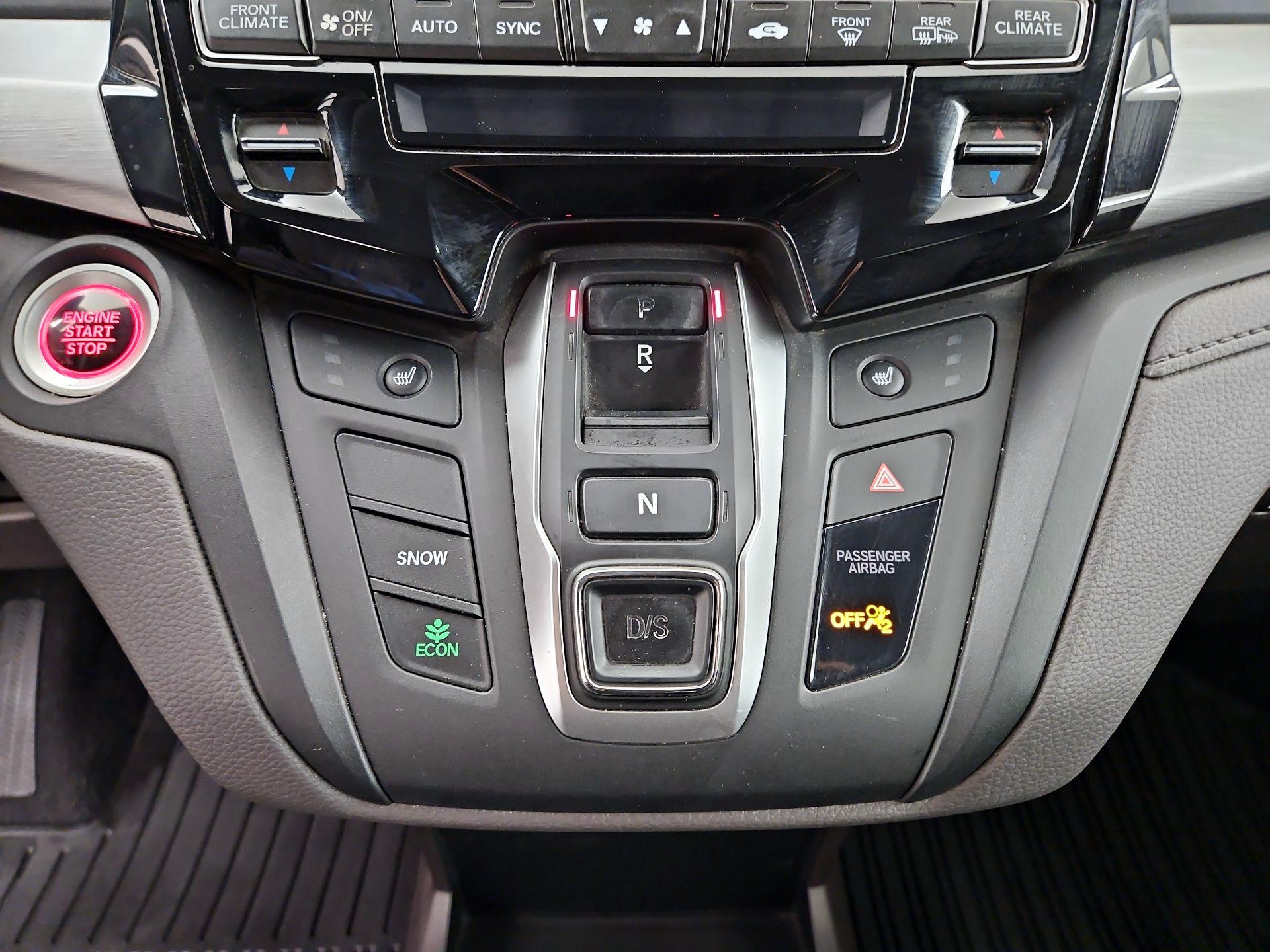 Thumbnail: 2019 Honda Odyssey - 17