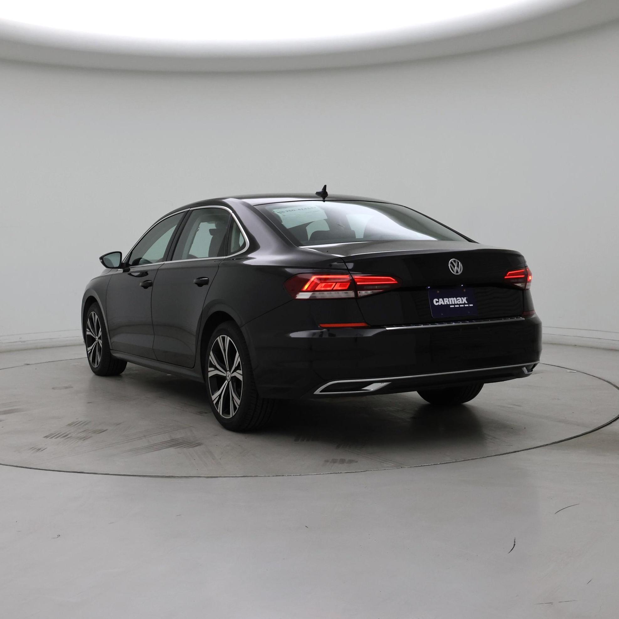 Thumbnail: 2022 Volkswagen Passat - 2