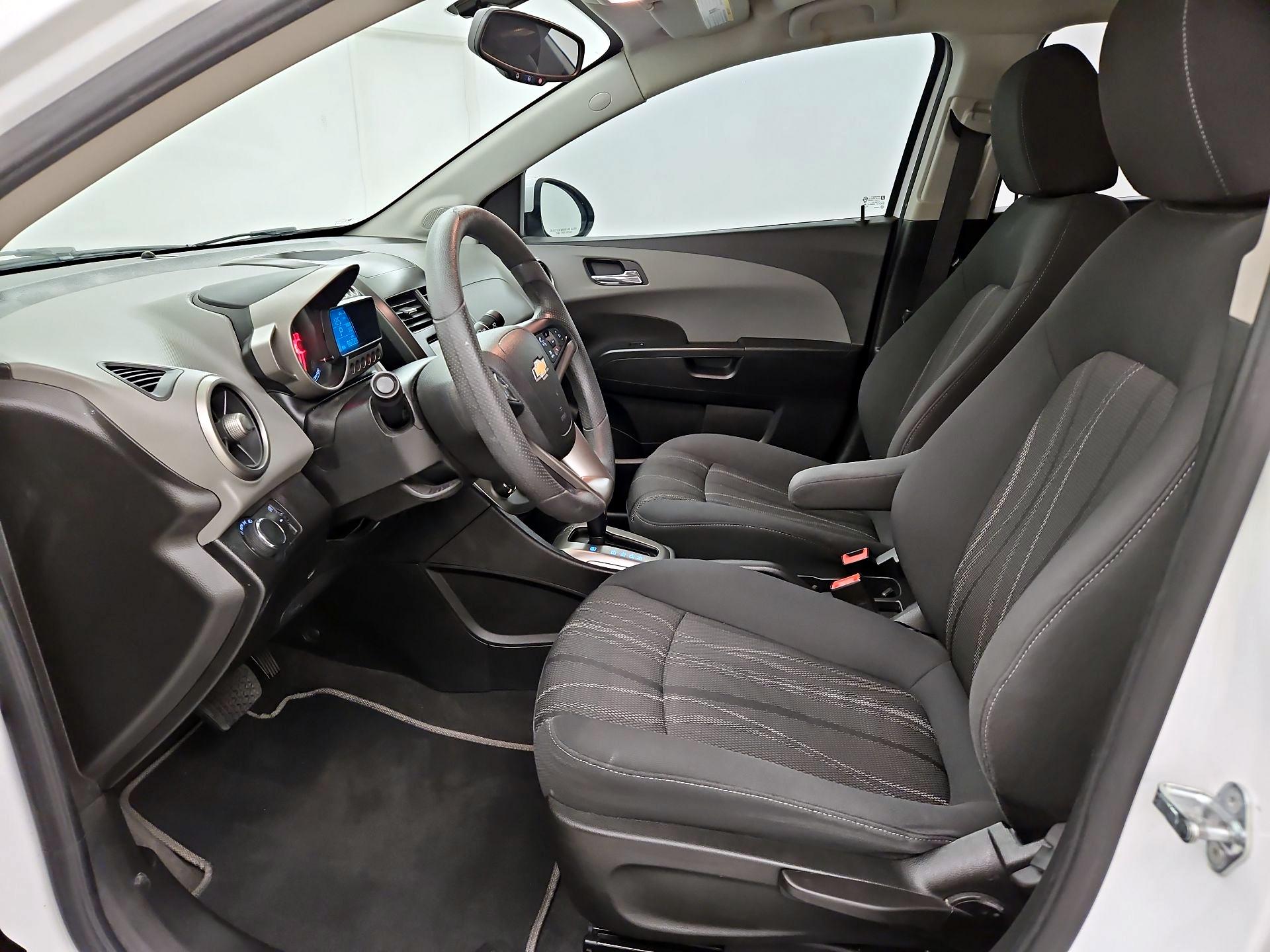 Thumbnail: 2016 Chevrolet Sonic - 11