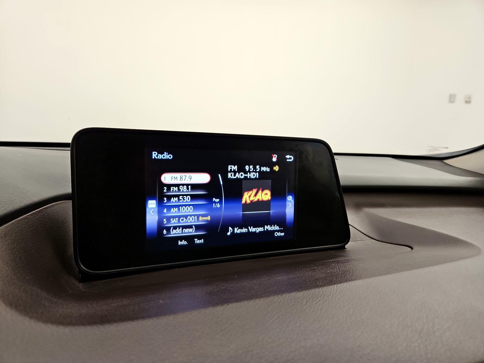 Thumbnail: 2016 Lexus RX - 15