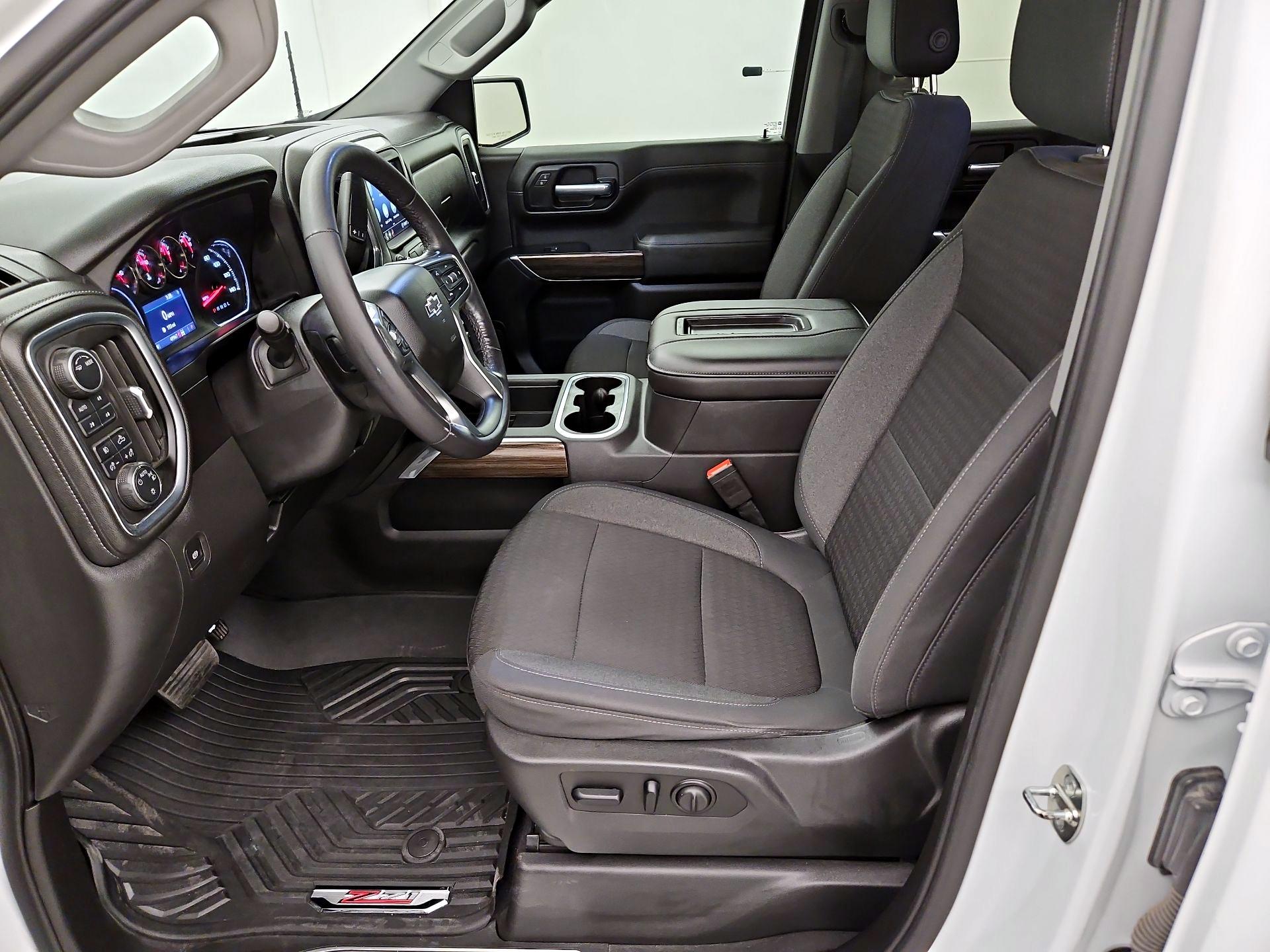 Thumbnail: 2020 Chevrolet Silverado 1500 - 11