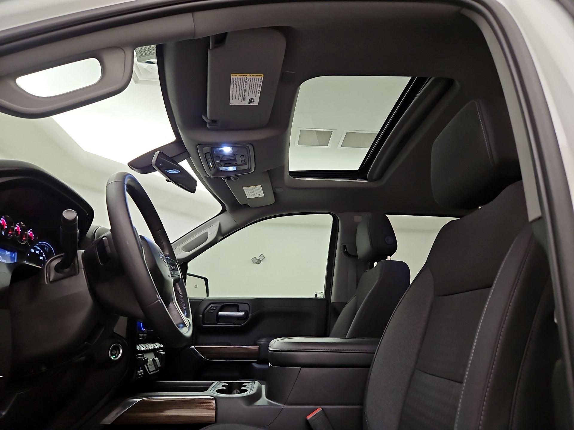 Thumbnail: 2020 Chevrolet Silverado 1500 - 19