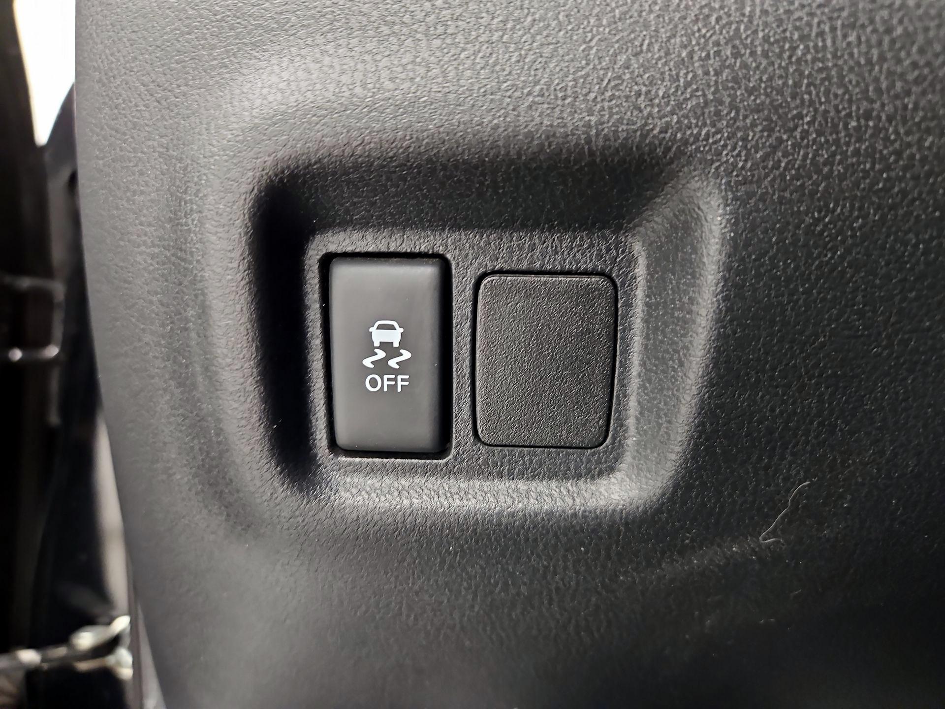 Thumbnail: 2019 Nissan Versa - 13