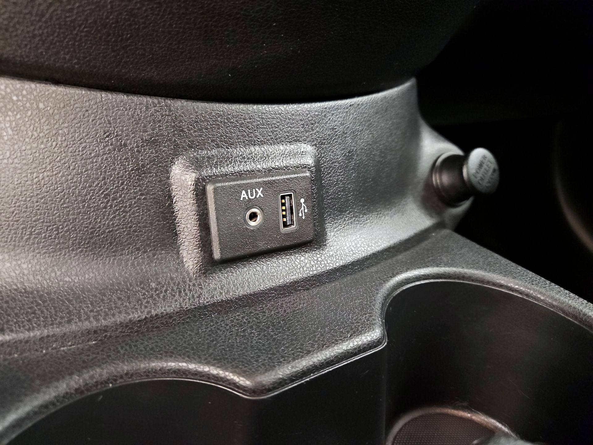 Thumbnail: 2019 Nissan Versa - 18