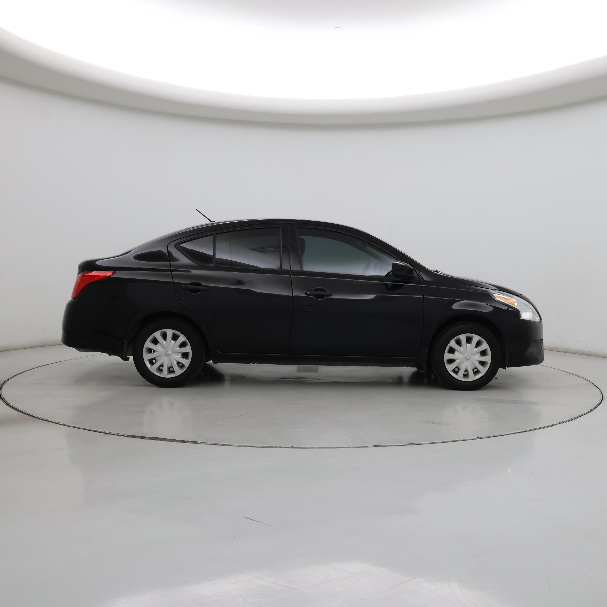 Thumbnail: 2019 Nissan Versa - 7