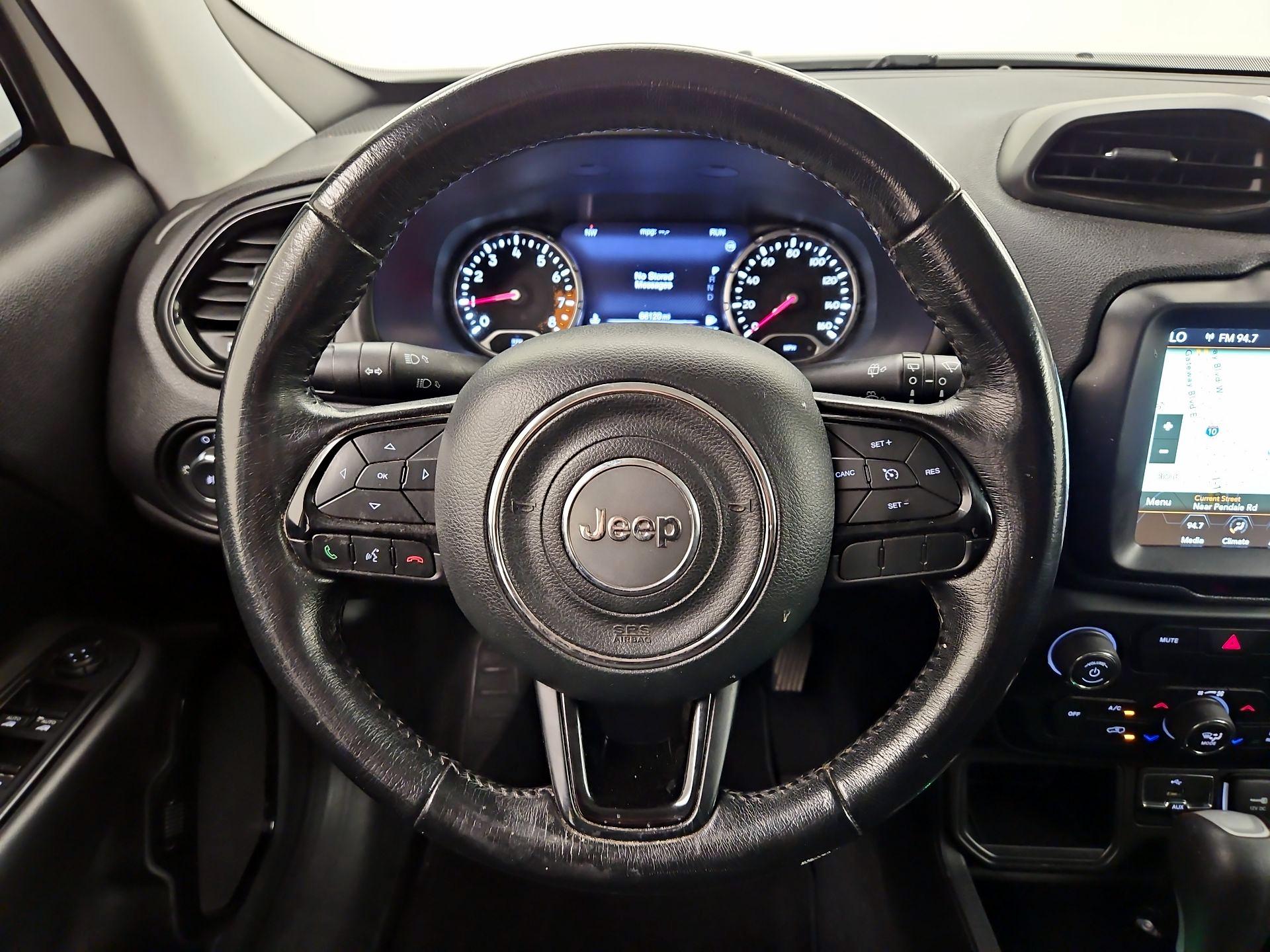 Thumbnail: 2018 Jeep Renegade - 10