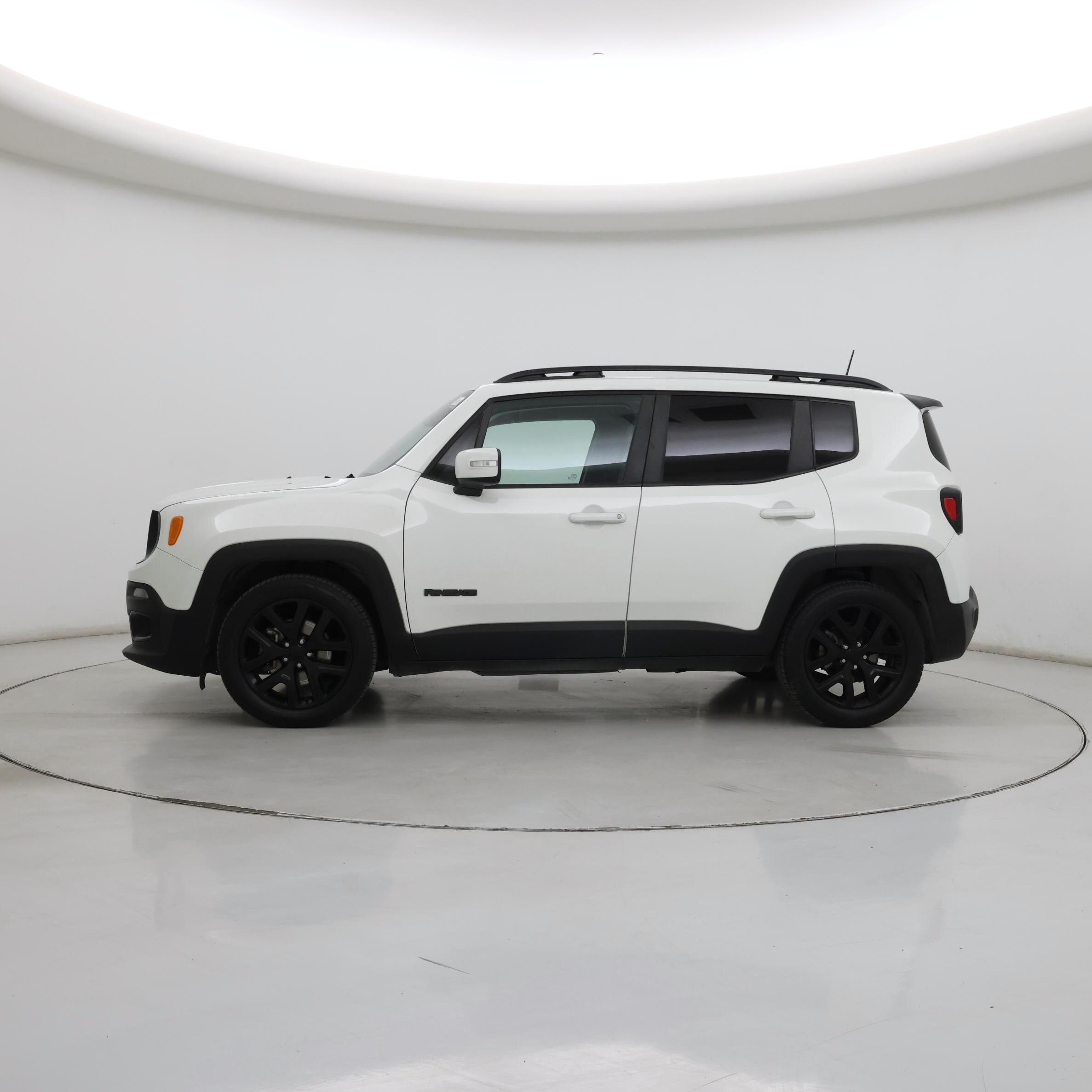 Thumbnail: 2018 Jeep Renegade - 3
