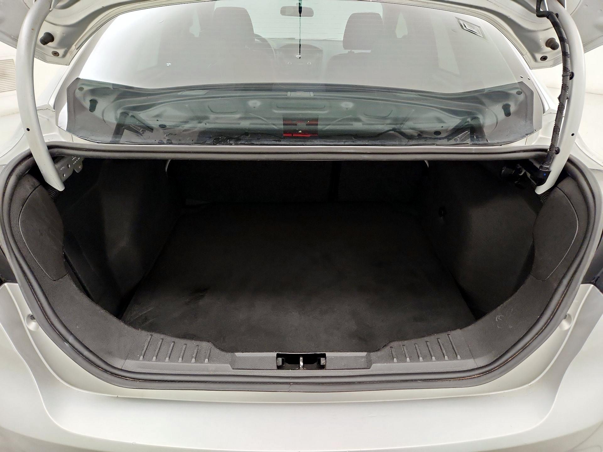 Thumbnail: 2016 Ford Focus - 20