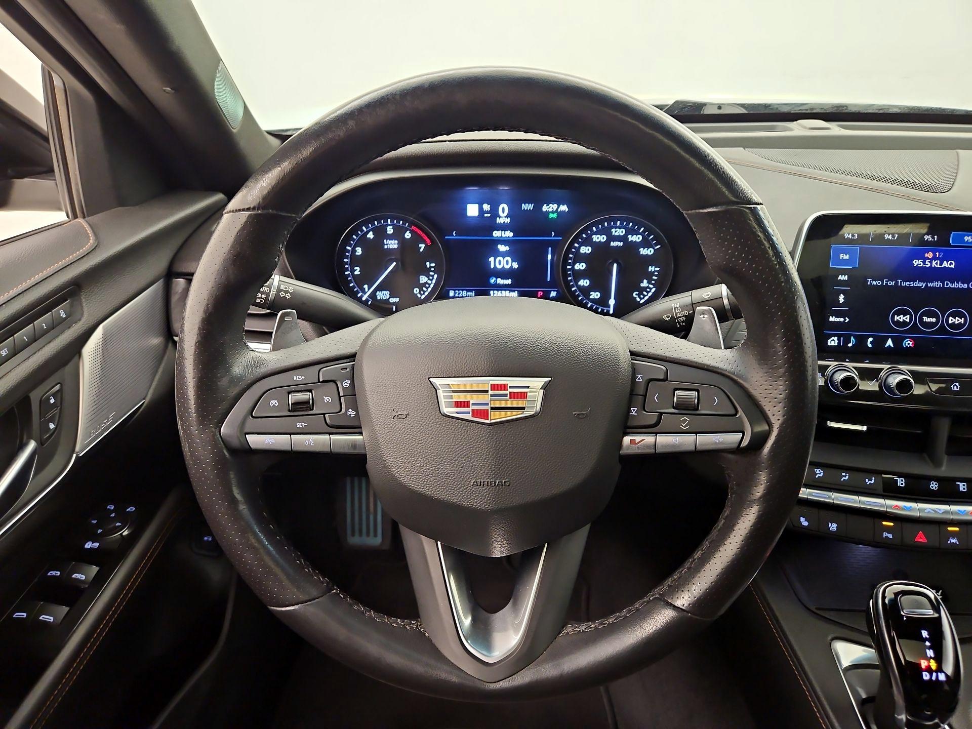 Thumbnail: 2020 Cadillac CT4 - 10