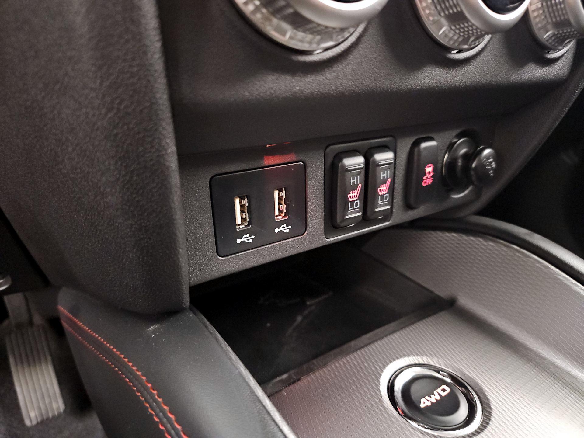 Thumbnail: 2022 Mitsubishi Outlander Sport - 18