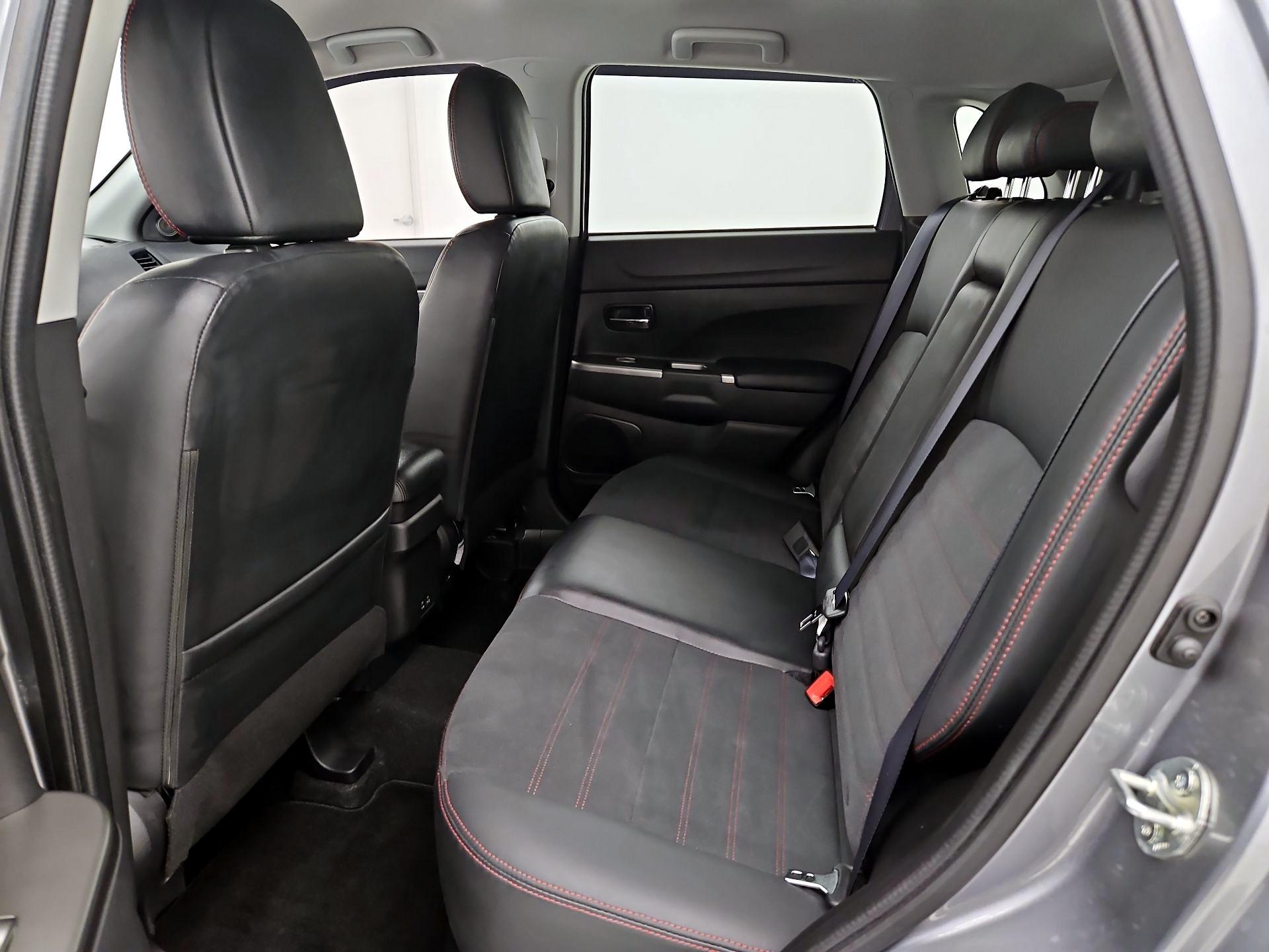 Thumbnail: 2022 Mitsubishi Outlander Sport - 19