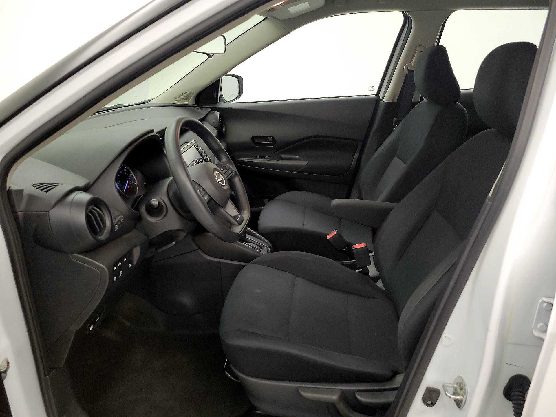 Thumbnail: 2023 Nissan Kicks - 11