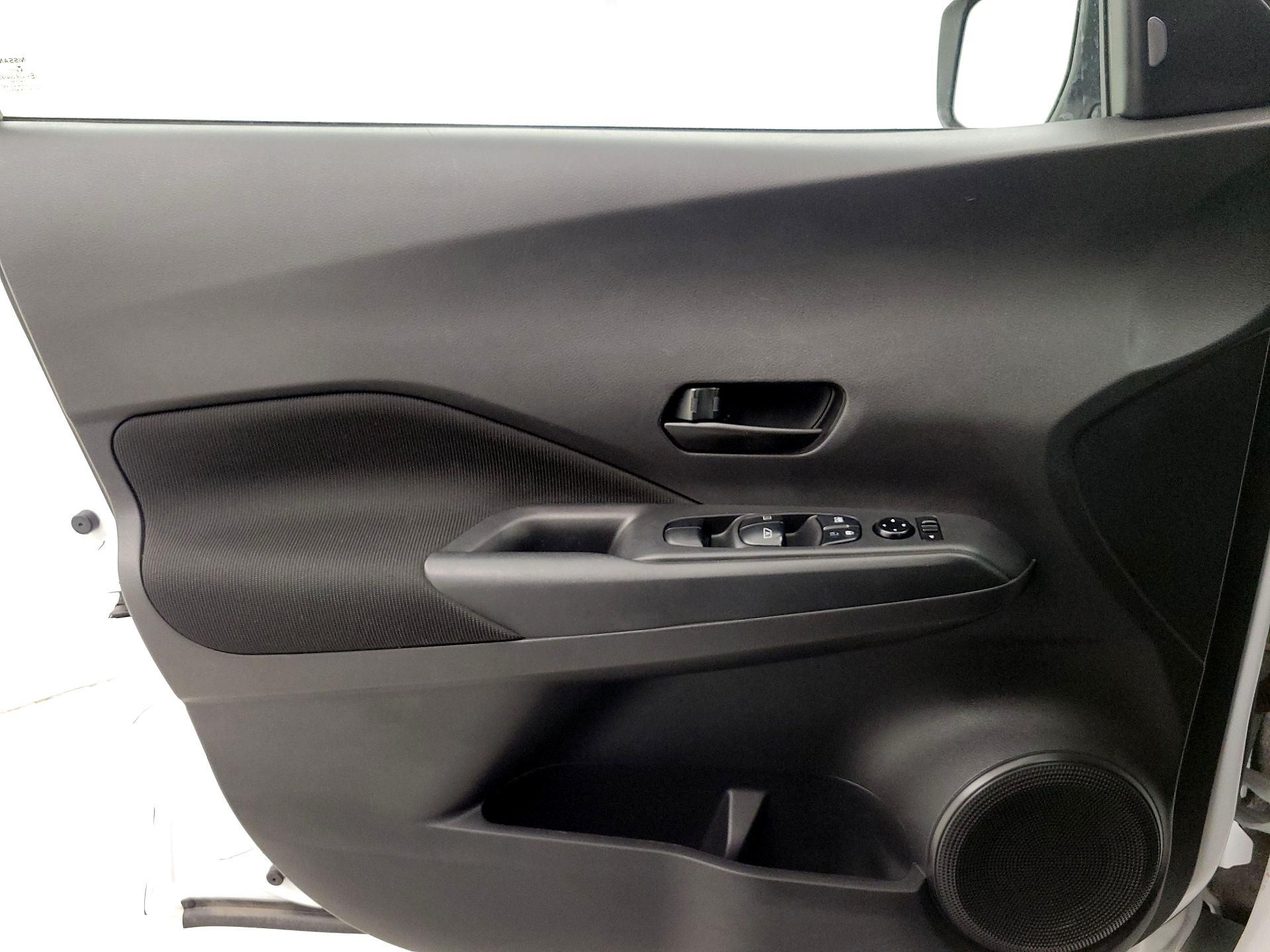 Thumbnail: 2023 Nissan Kicks - 12