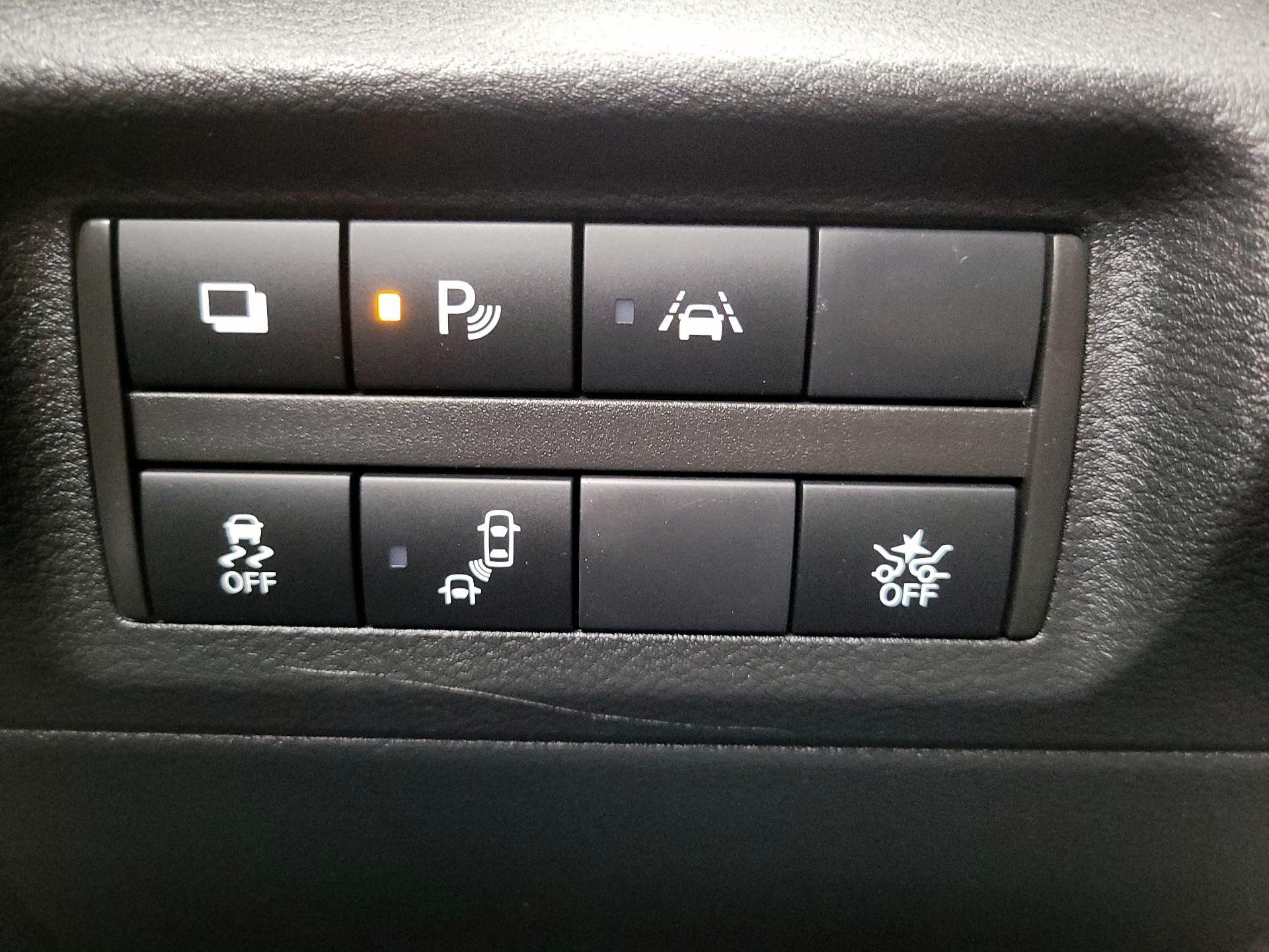 Thumbnail: 2023 Nissan Kicks - 13