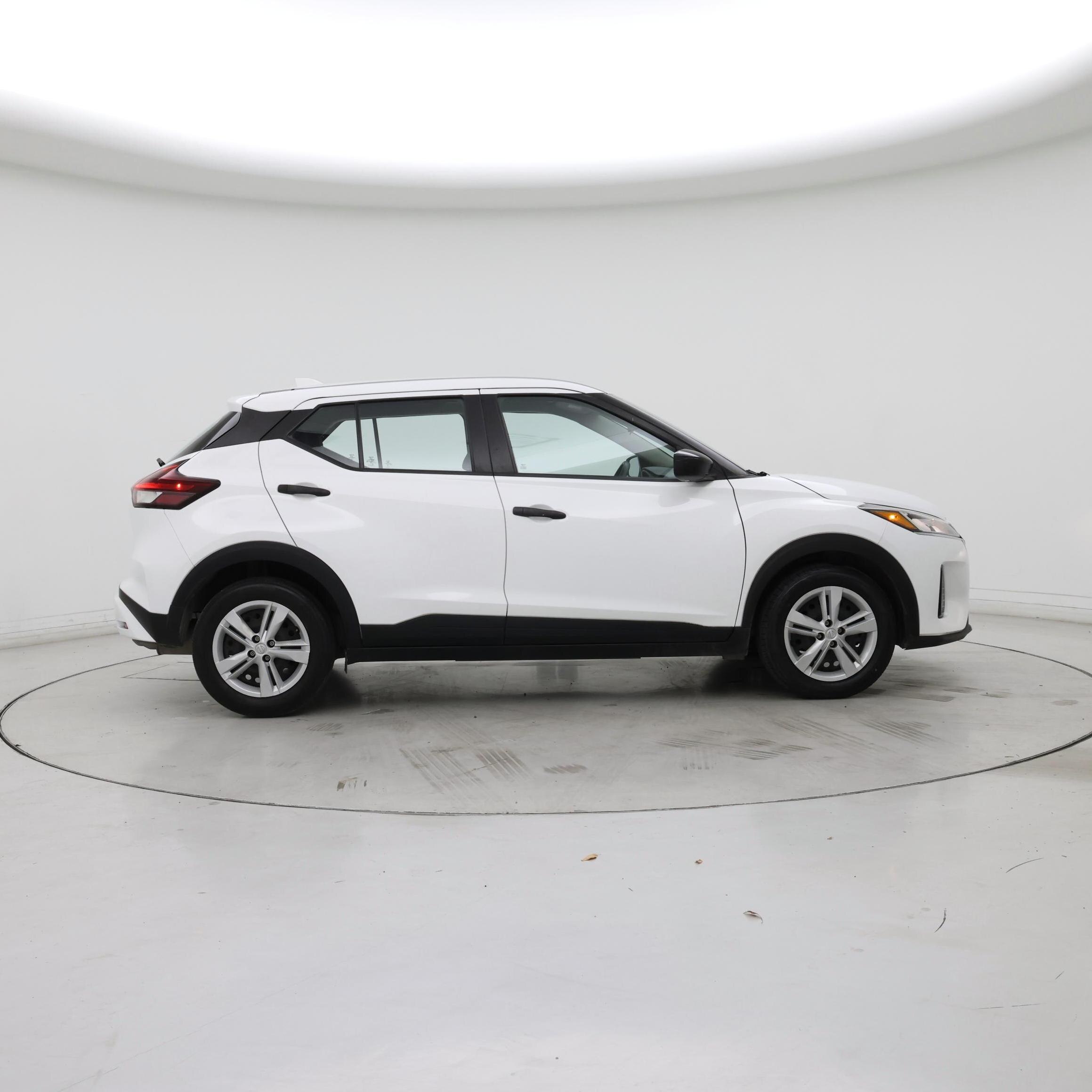 Thumbnail: 2023 Nissan Kicks - 7