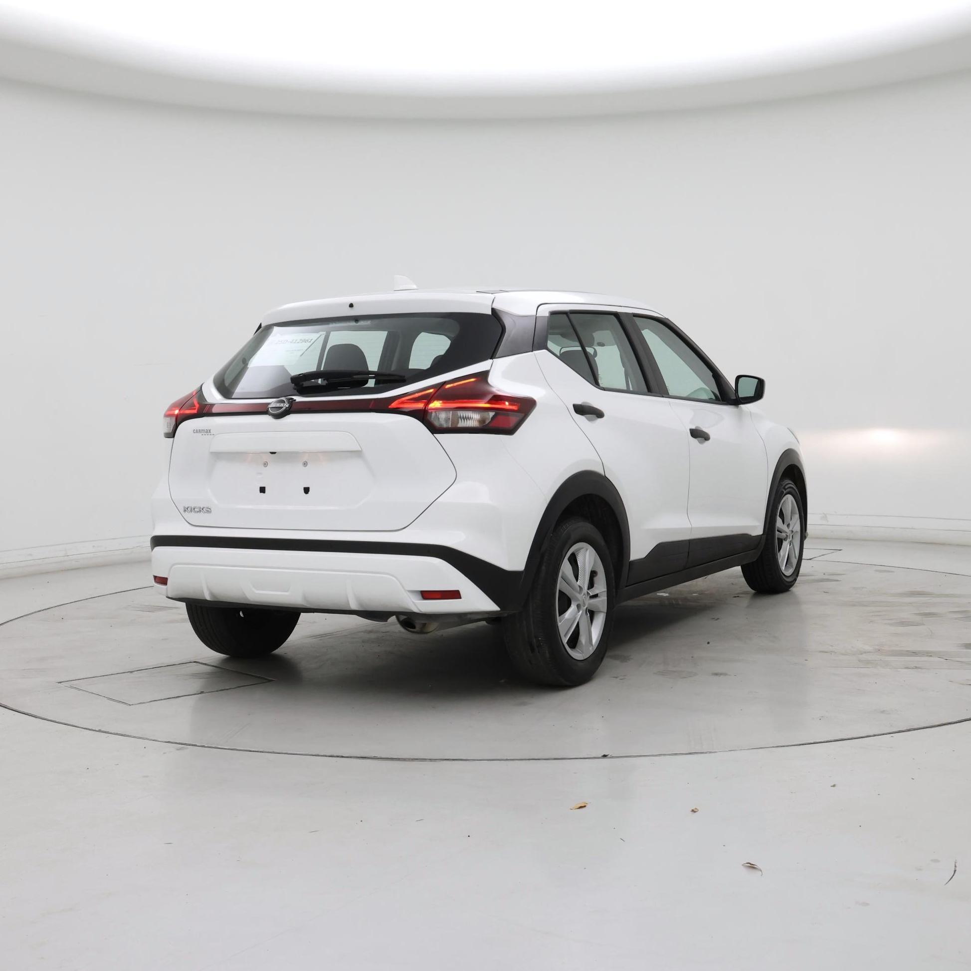 Thumbnail: 2023 Nissan Kicks - 8